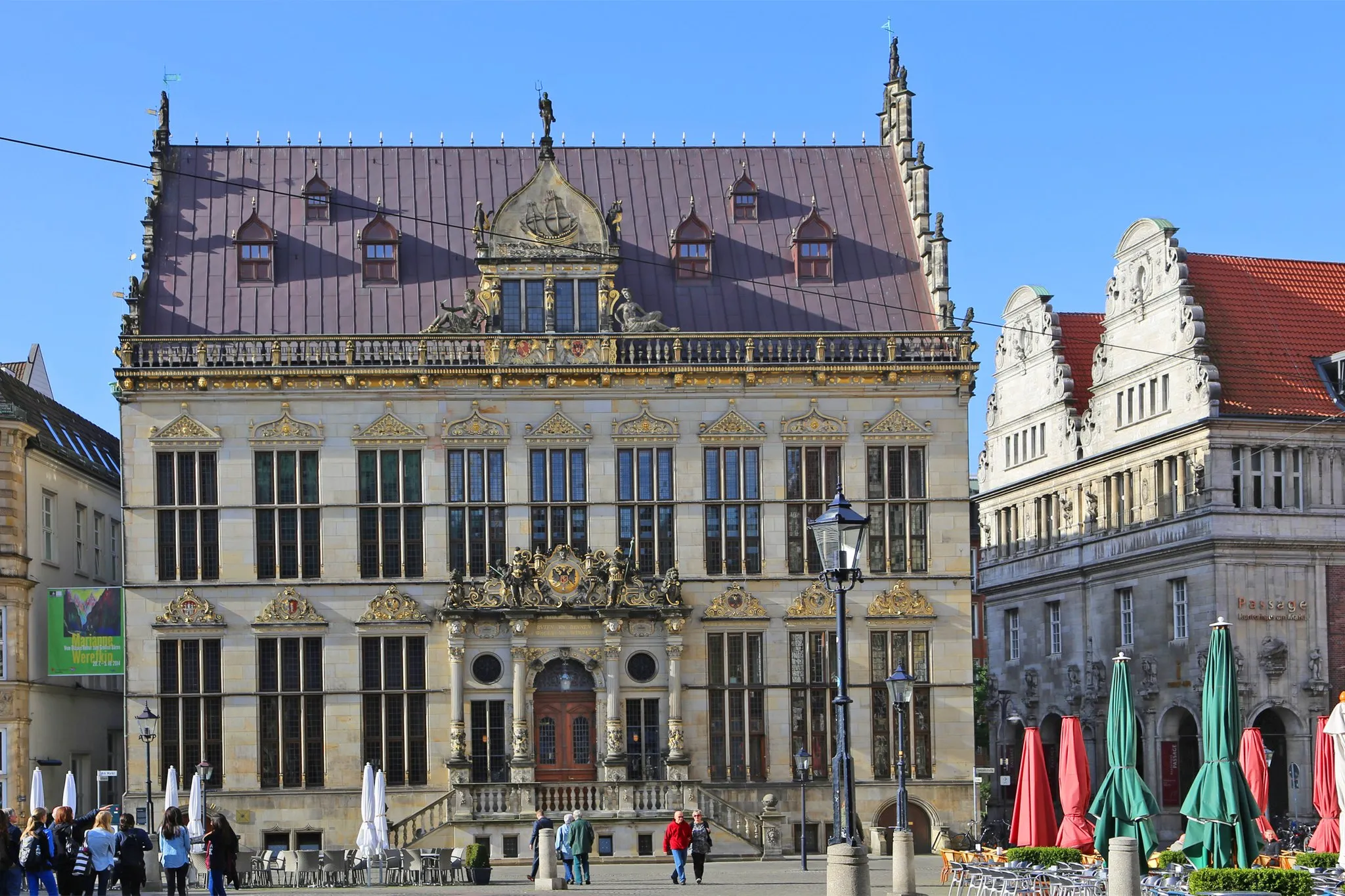 Photo showing: The Schütting, is the house of the Bremen merchants. The building, built between 1537 and 1538, is a protected monument.