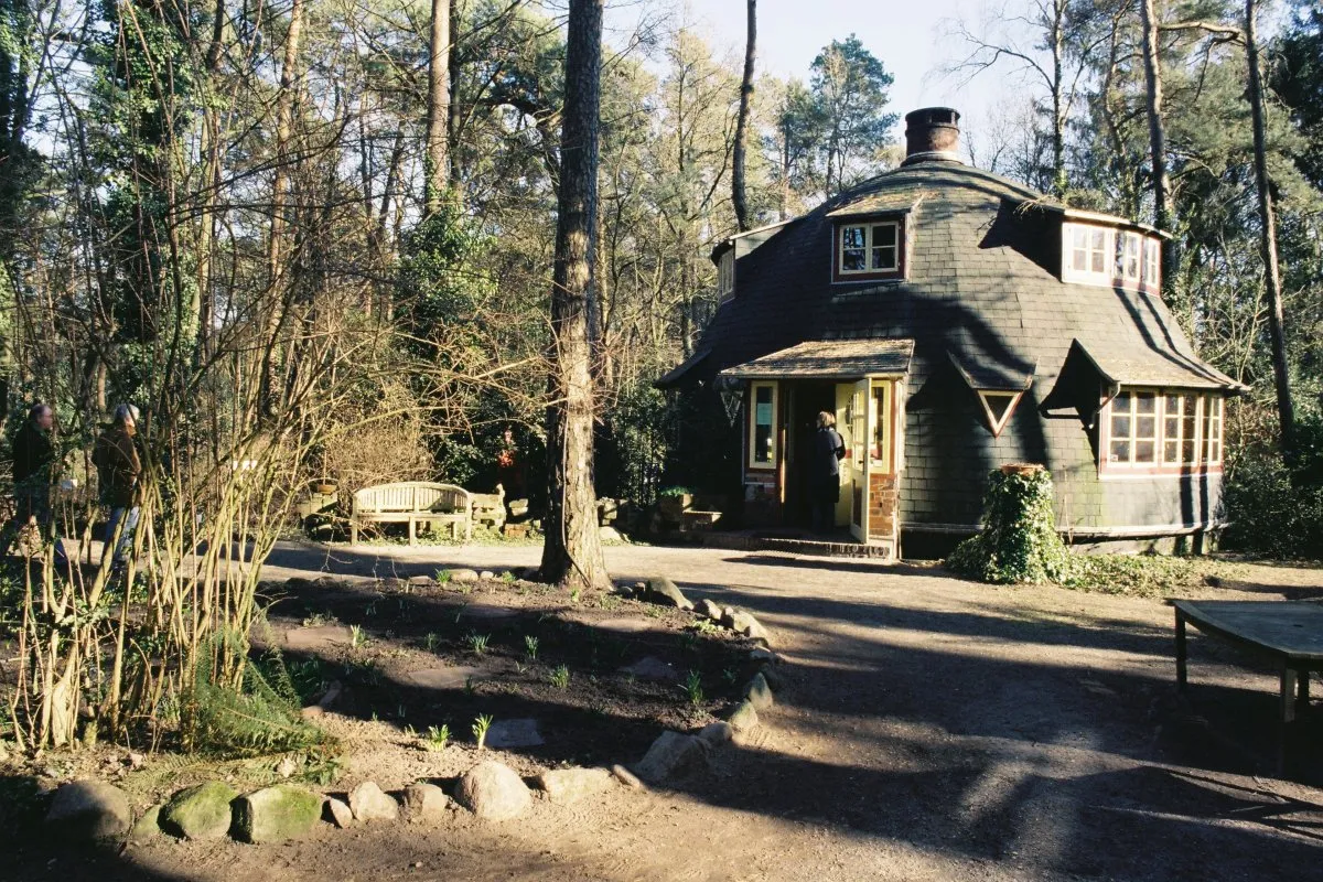 Photo showing: "Beehive house" of Bruno Taut in Worpswede, Lower Saxony, Germany.