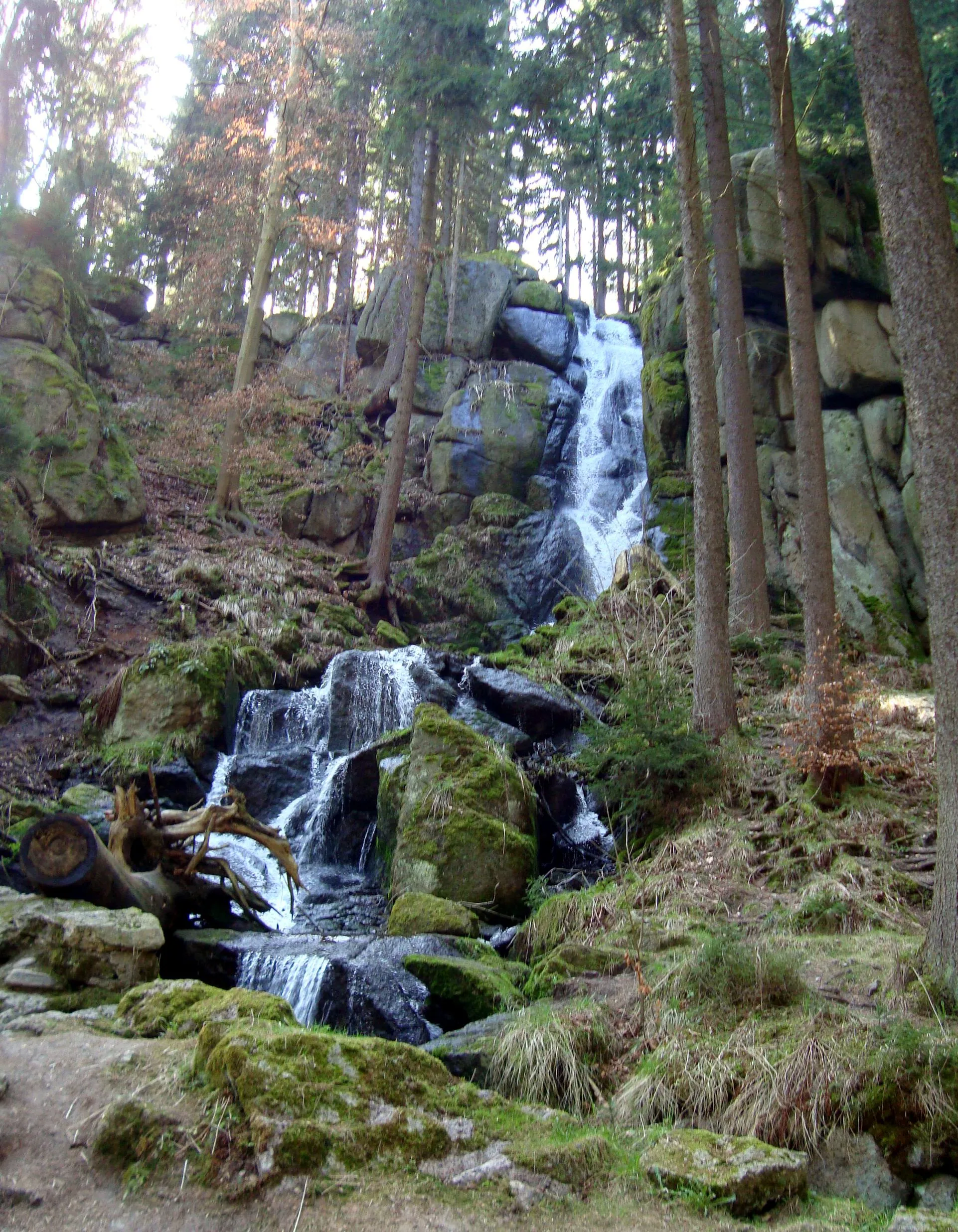 Photo showing: Blauenthaler Wasserfall im Erzgebirge