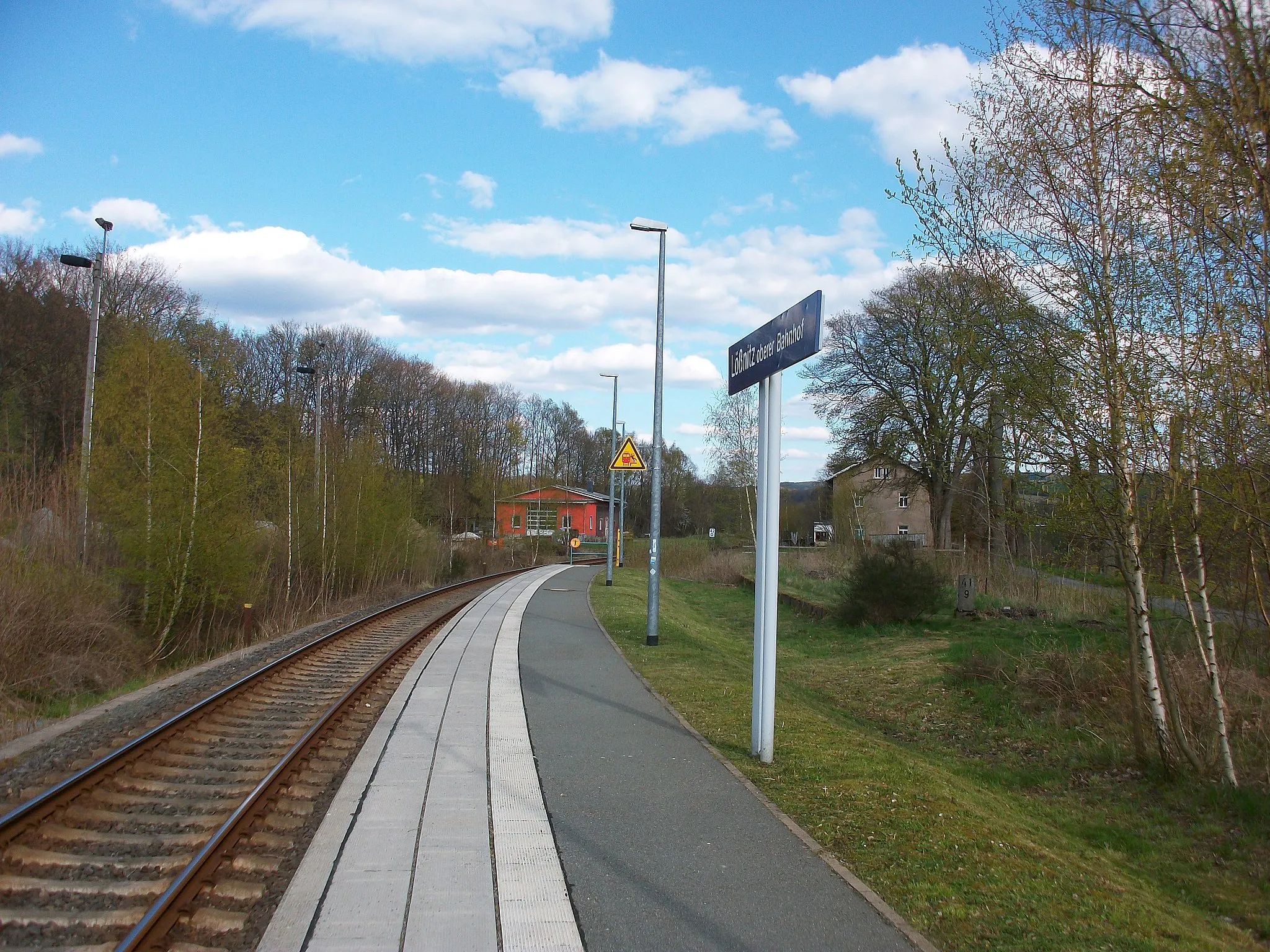 Photo showing: Haltepunkt Lößnitz ob Bf (2016)