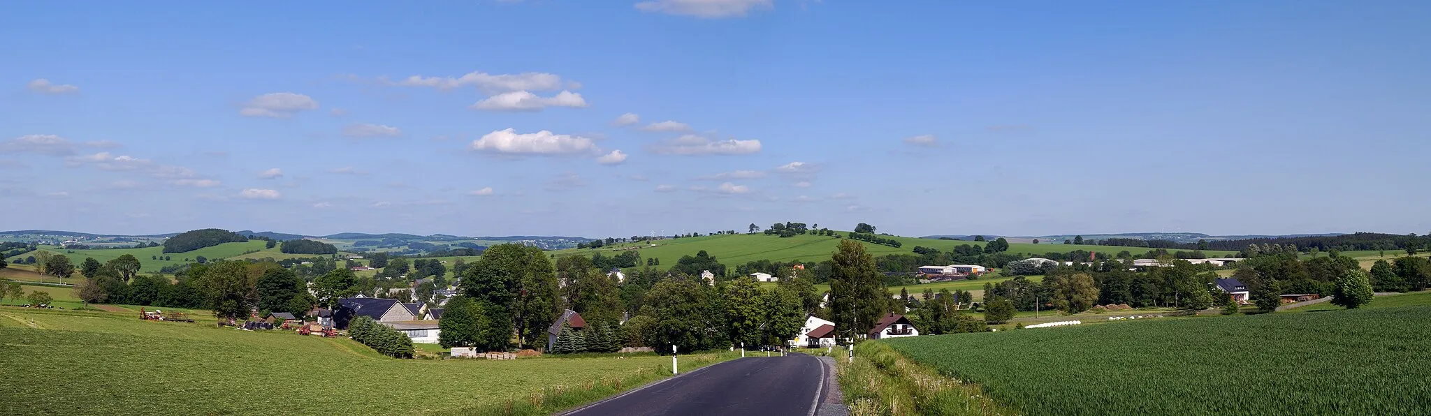Photo showing: This image shows a panoramic view of Drebach, Saxony, Germany. It is a two segment panoramic image.