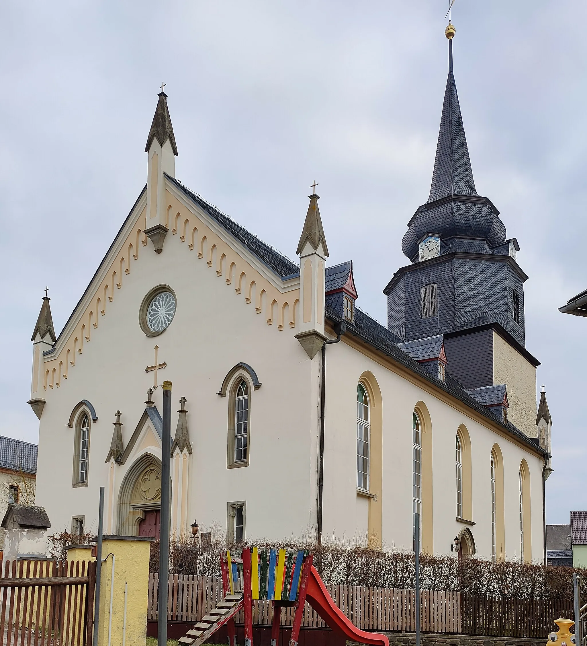 Photo showing: Evangelische St.-Antonius-Kirche Tegau, Saale-Orla-Kreis, Thüringen, Deutschland
