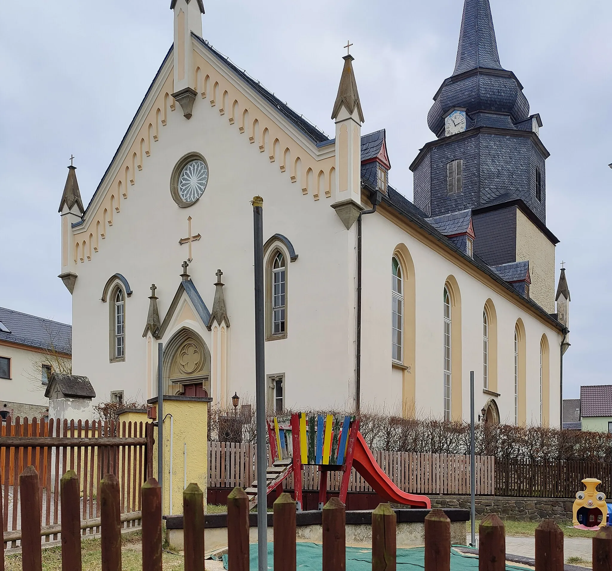 Photo showing: Evangelische St.-Antonius-Kirche Tegau, Saale-Orla-Kreis, Thüringen, Deutschland