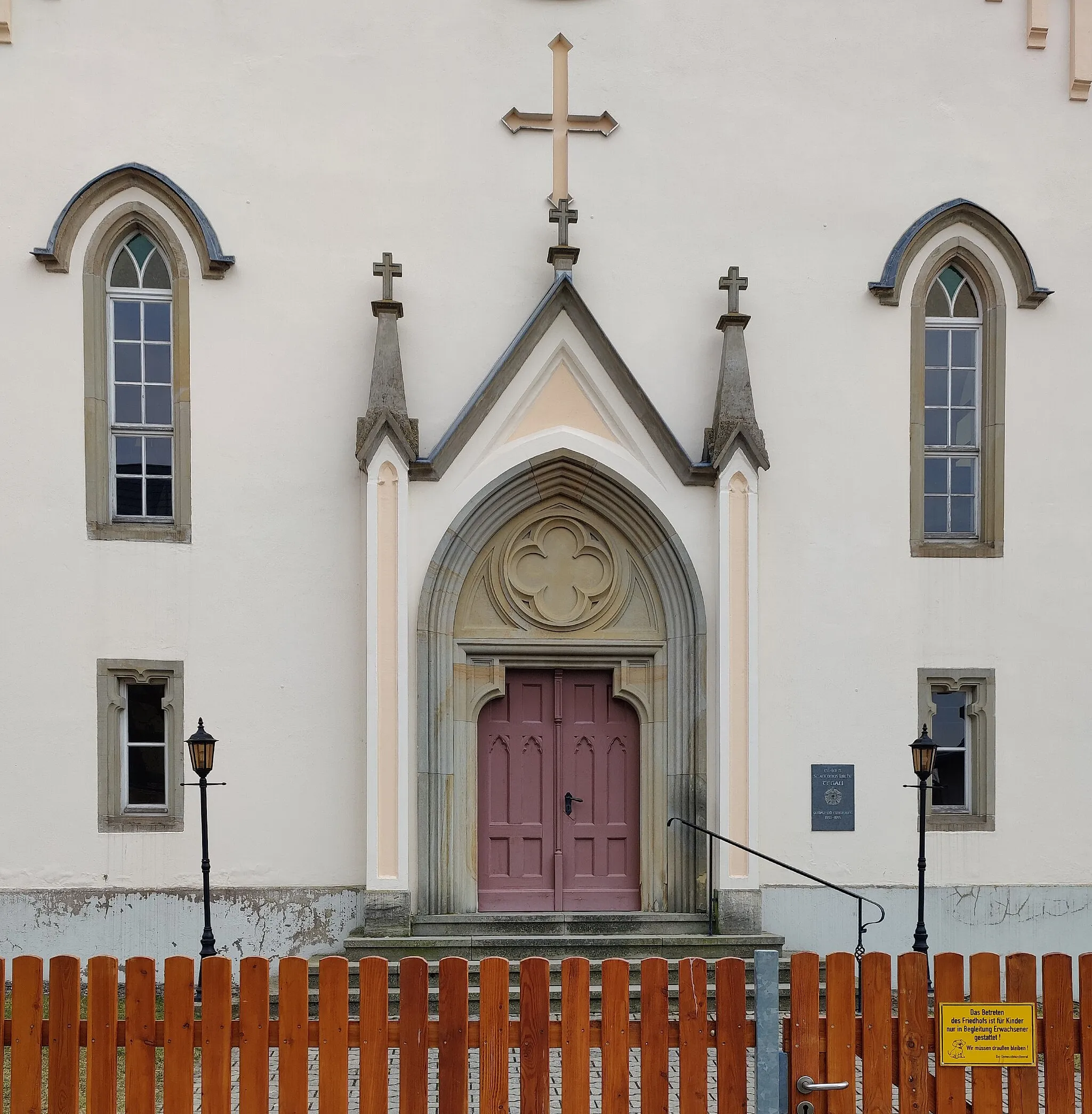 Photo showing: Evangelische St.-Antonius-Kirche Tegau, Saale-Orla-Kreis, Thüringen, Deutschland