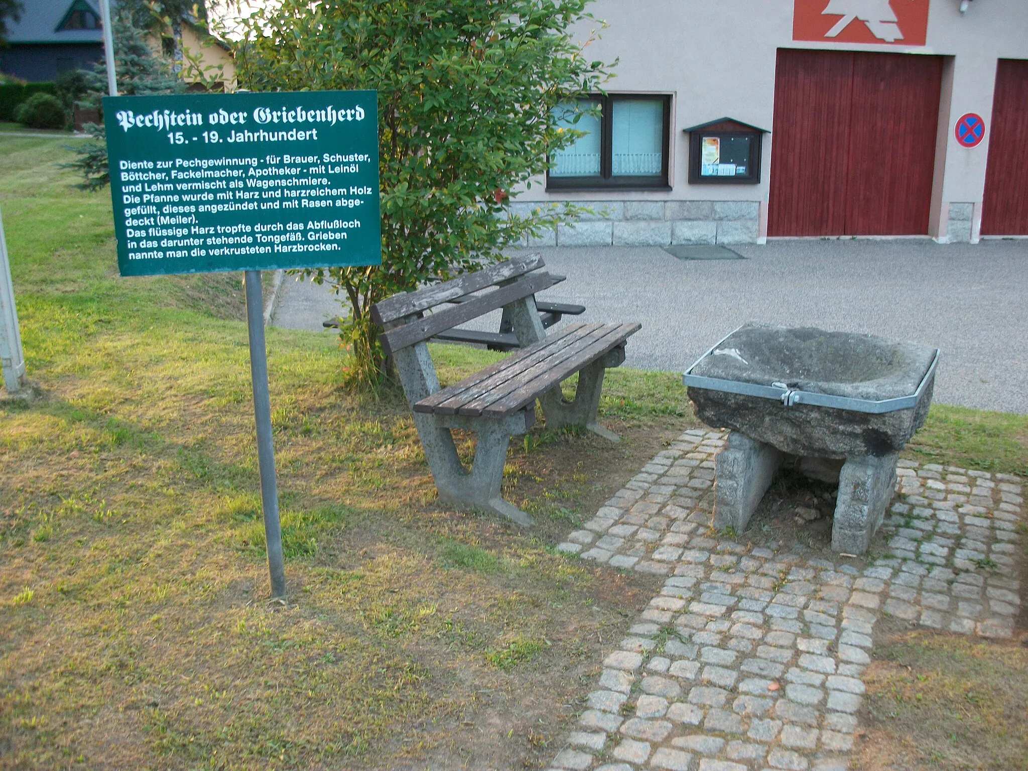 Photo showing: Griebenherd in Lichtenau (Stützengrün) mit Infotafel