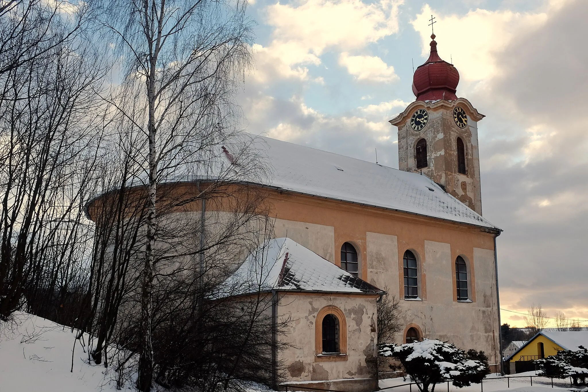 Photo showing: Staré Sedlo, kostel Nejsvětější Trojice, okres Sokolov