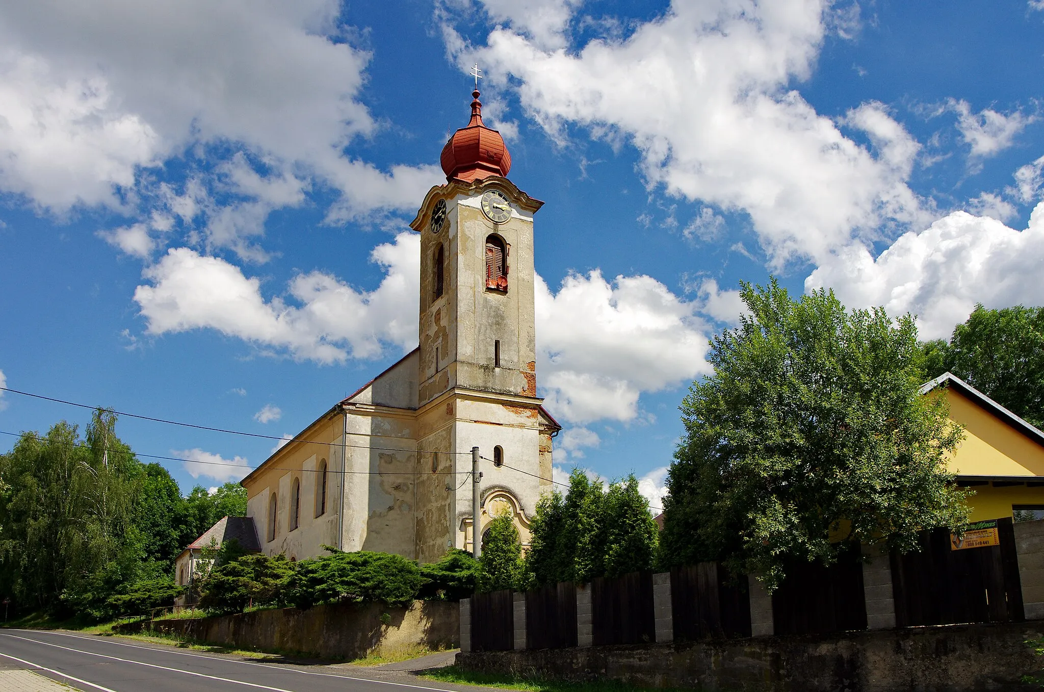 Photo showing: Staré Sedlo, kostel Nejsvětější Trojice, okres Sokolov