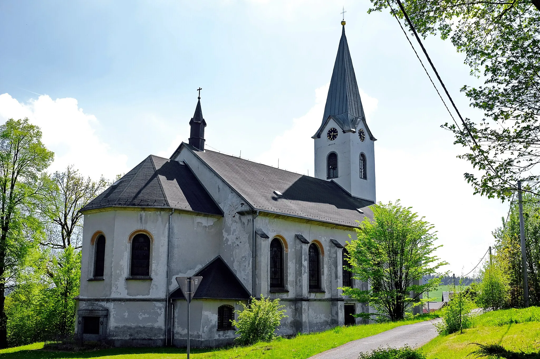 Photo showing: Bublava, kostel Nanebevzetí Panny Marie, Krušné hory, okres Sokolov