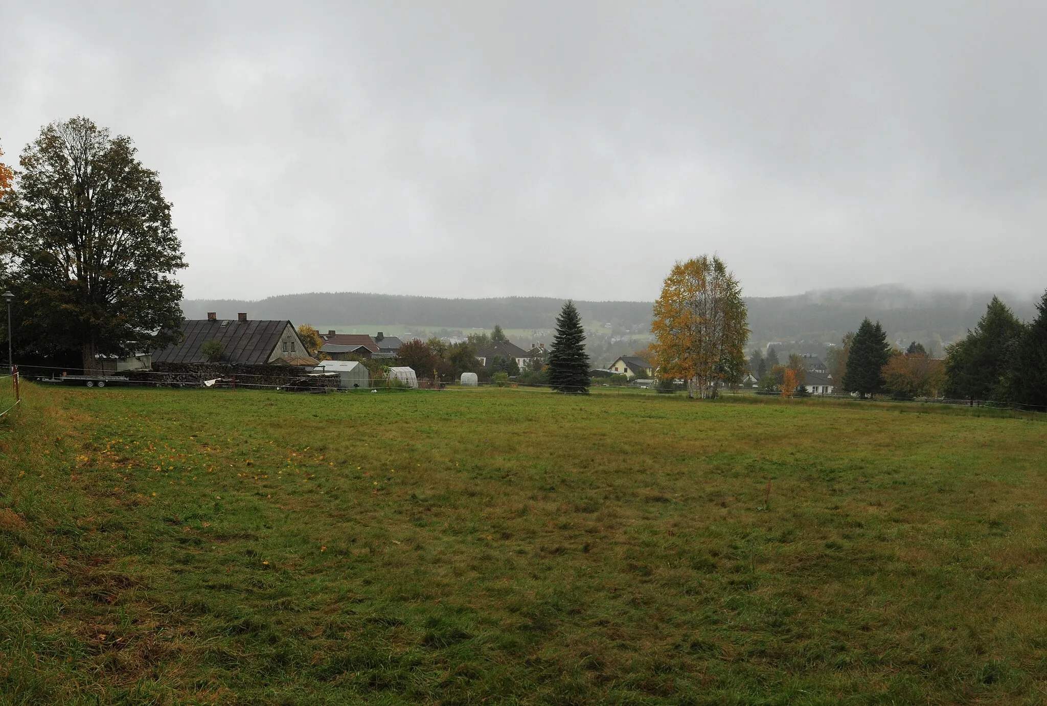 Photo showing: Hammerbrücke (Gemeinde Muldenhammer), Ortslage an der Grünbacher Straße (Vogtlandkreis, Sachsen, Deutschland)