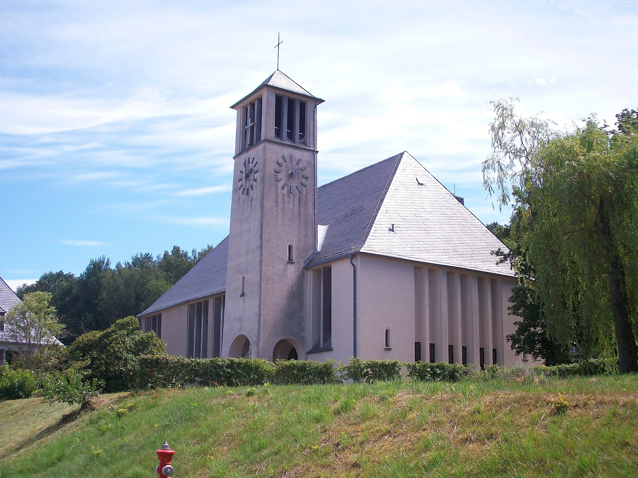 Photo showing: Auferstehungskirche Oberschlema