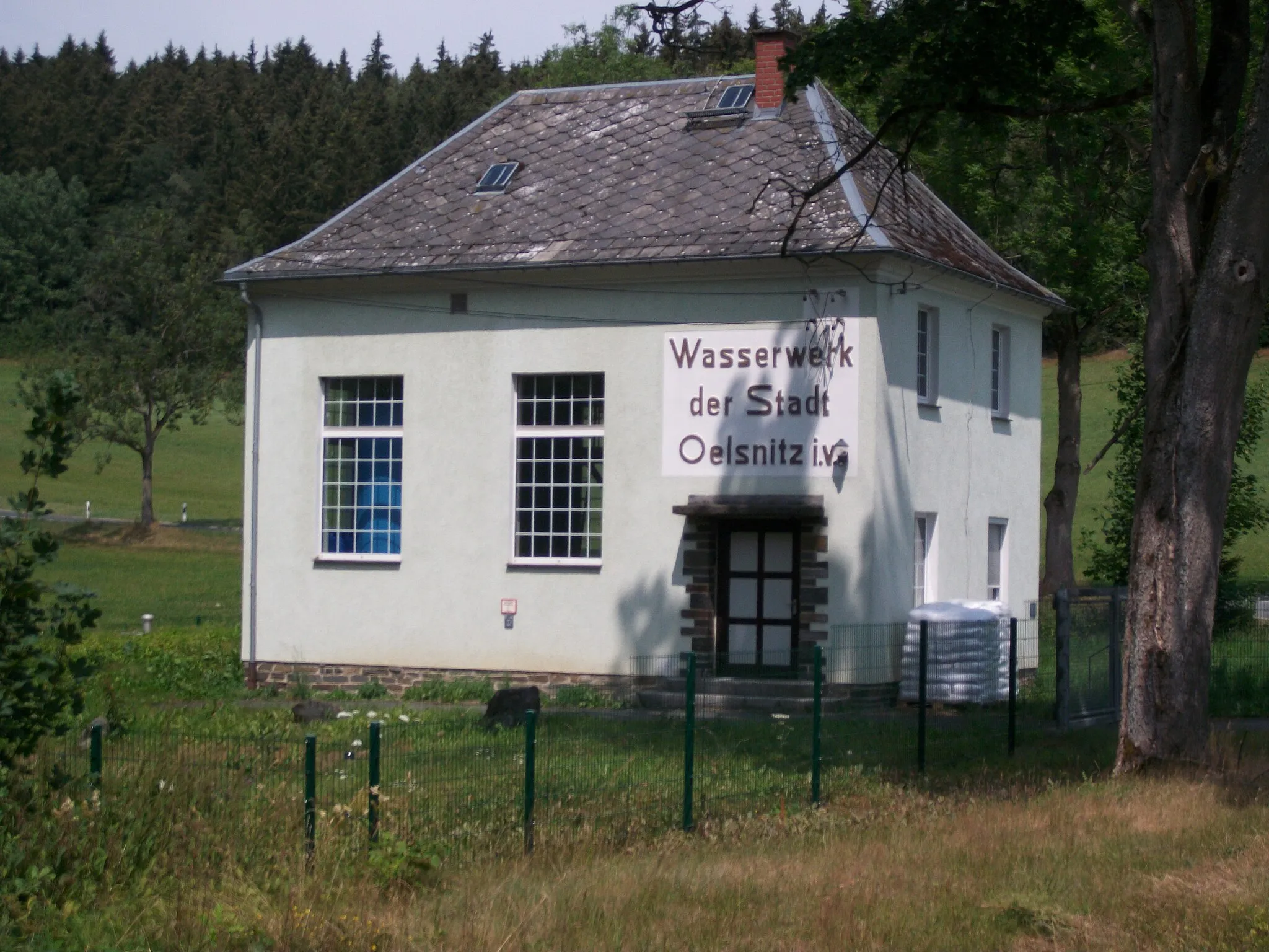 Photo showing: Brotenfeld, Wasserwerk der Stadt Oelsnitz