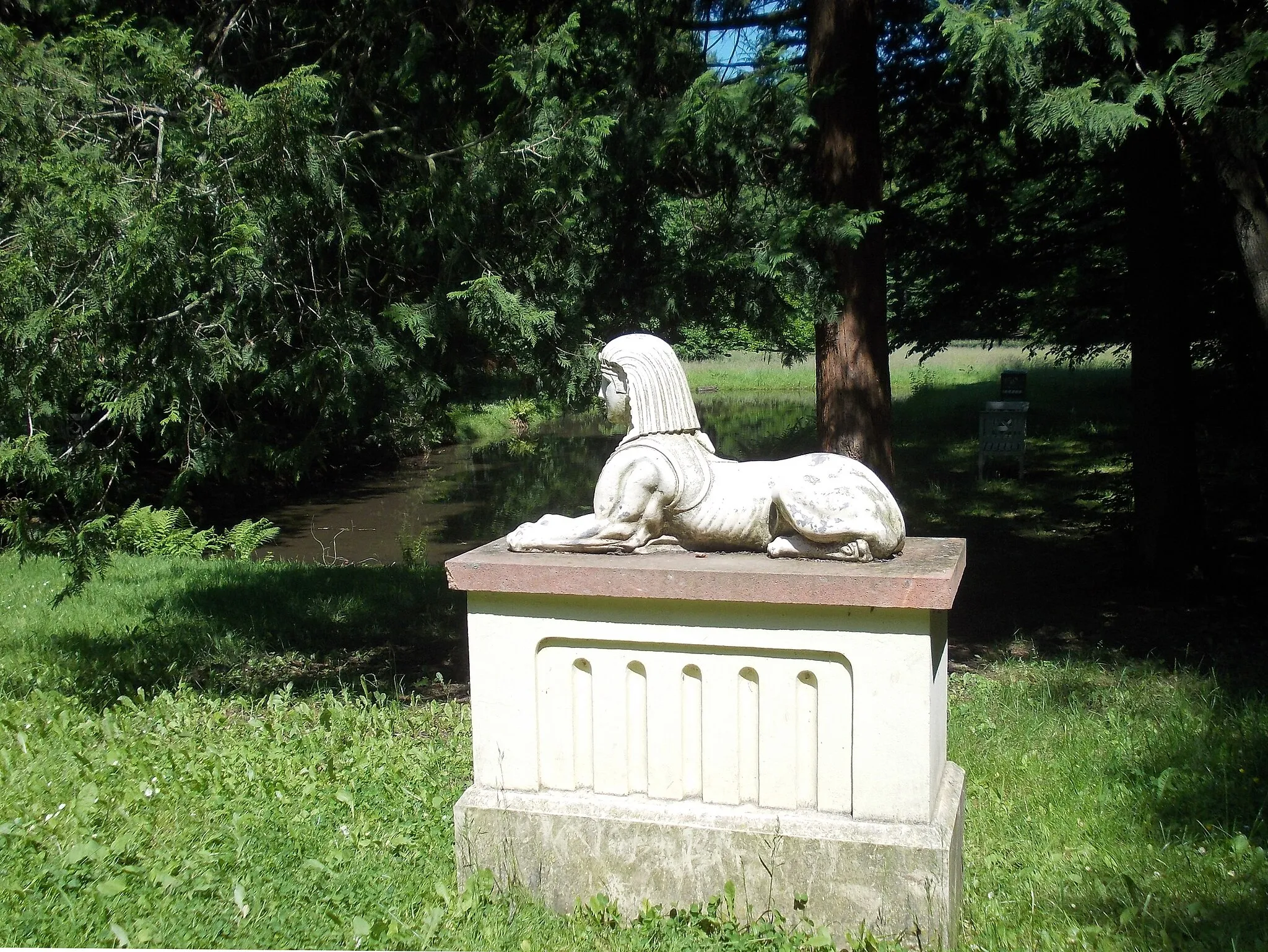 Photo showing: Sphinx in Grünfeld Park (Waldenburg, Zwickau district, Saxony)