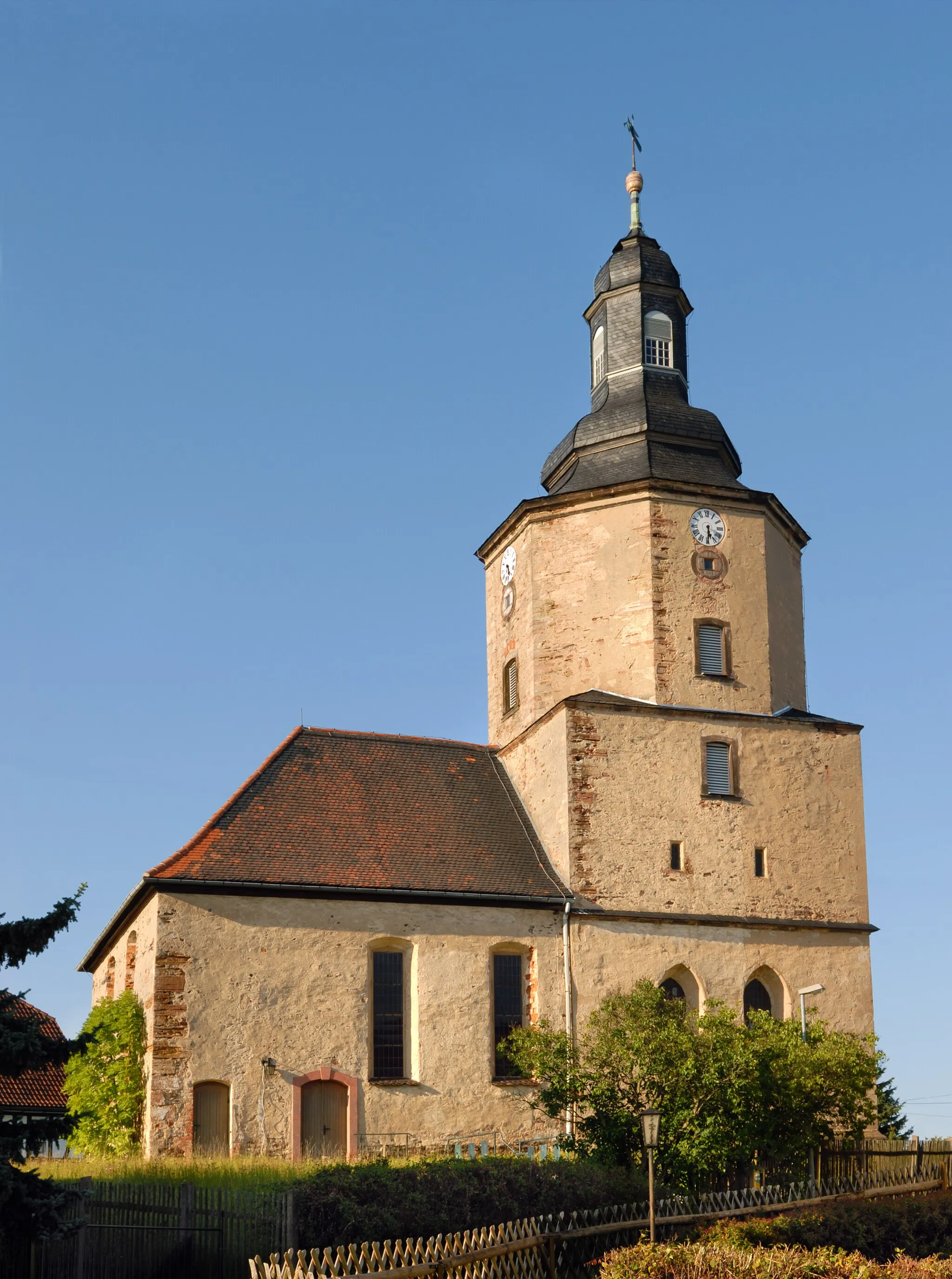 Photo showing: This image shows the church in Paitzdorf, Germany.