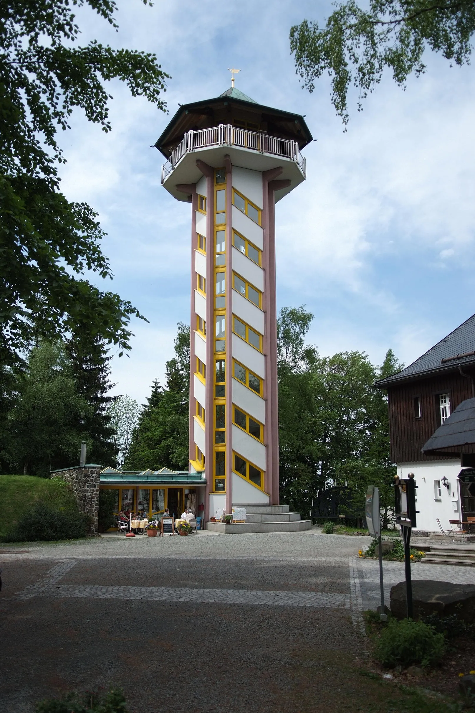 Photo showing: Aussichtsturm auf dem Scheibenberg