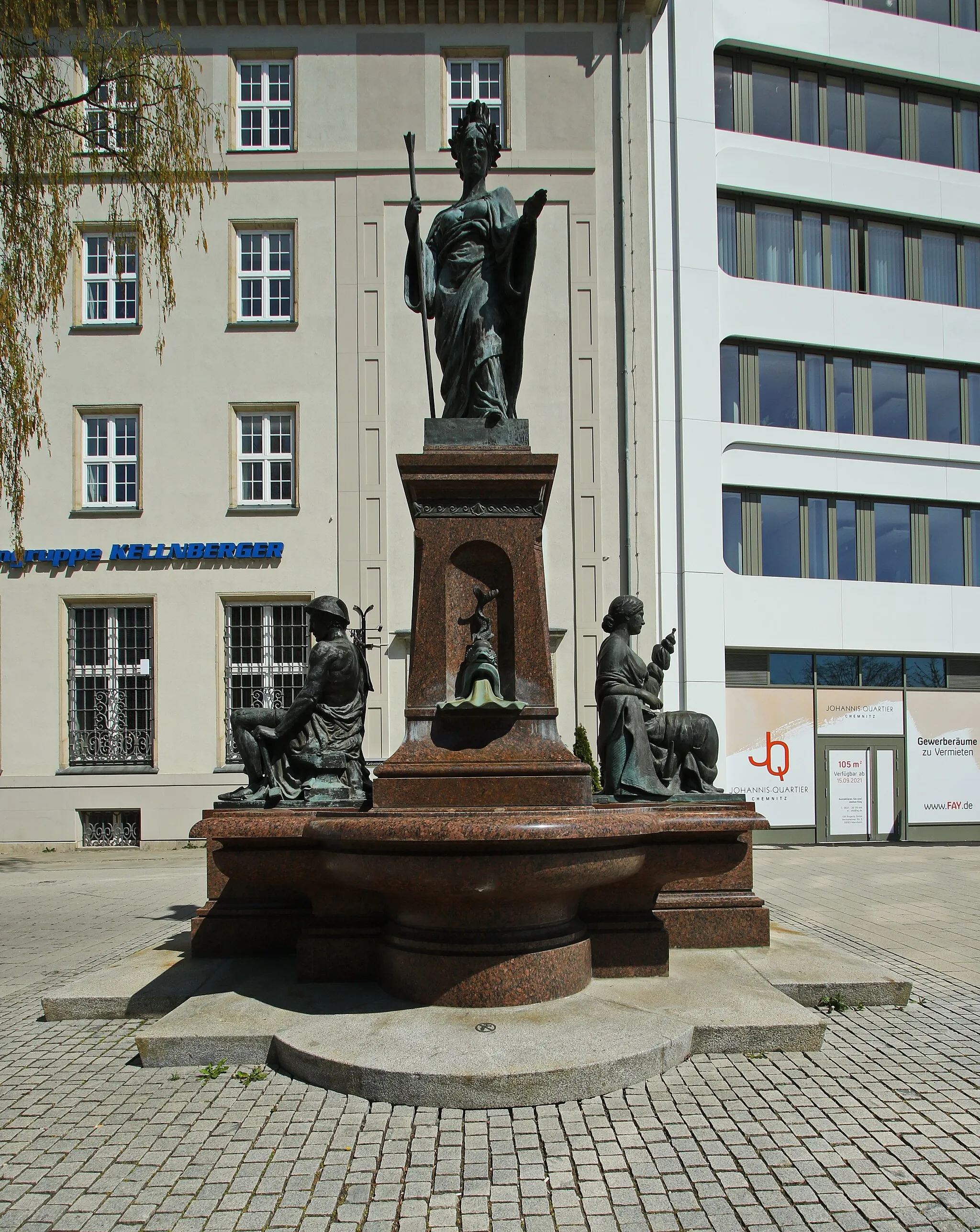 Photo showing: Saxoniabrunnen: Brunnenanlage, ursprünglich auf dem Roßmarkt stehender Brunnen. Chemnitz, Sachsen.