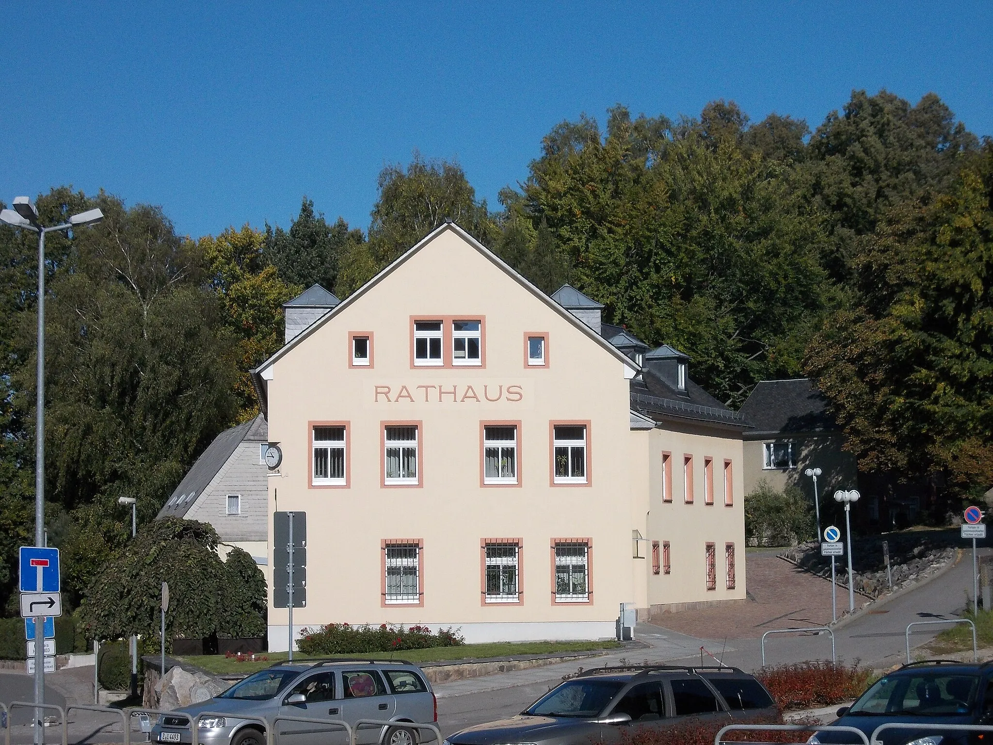 Photo showing: Hartmannsdorf town hall (Mittelsachsen district, Saxony)