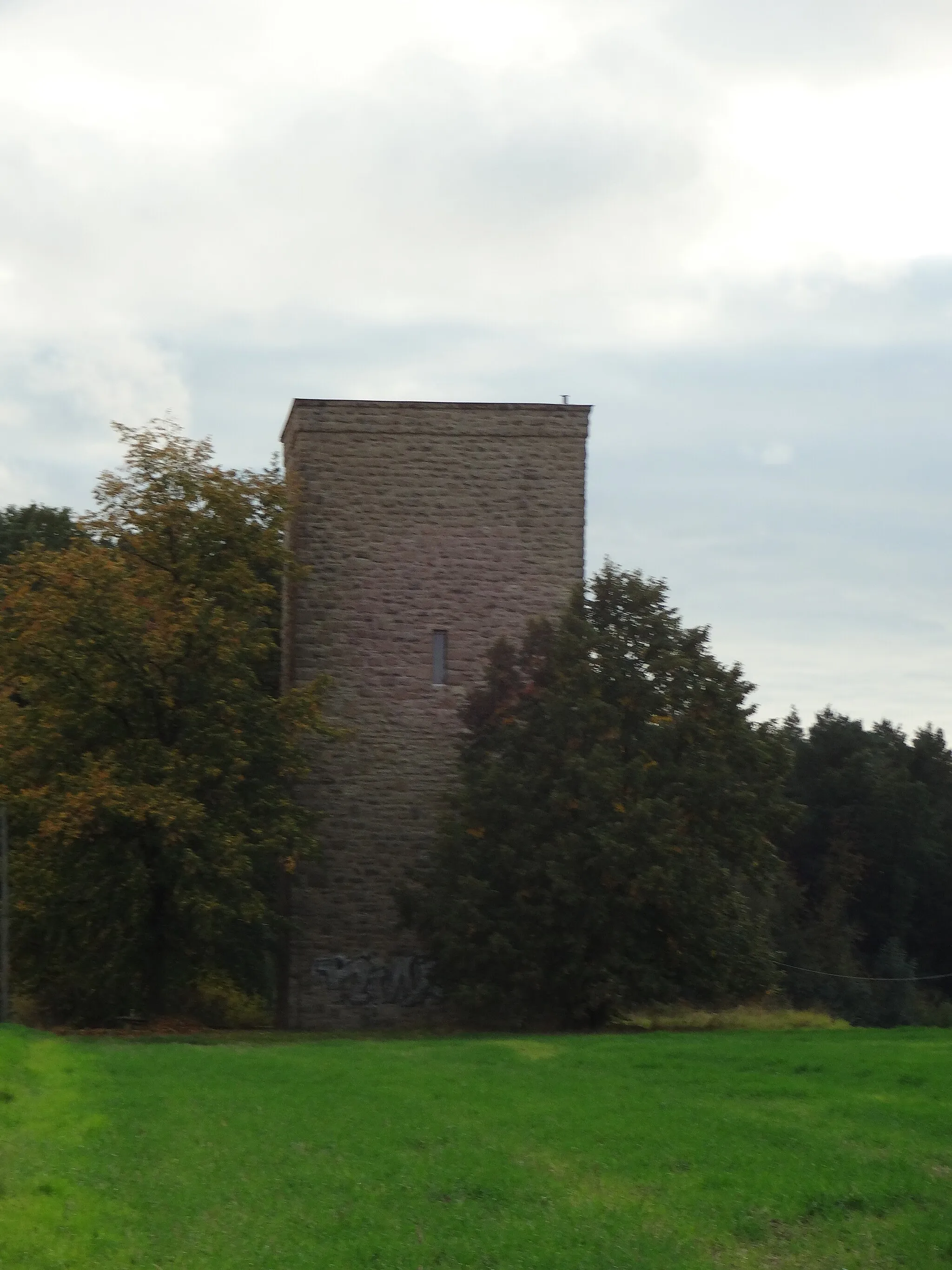 Photo showing: denkmalgeschützter Wasserturm Droßdorf