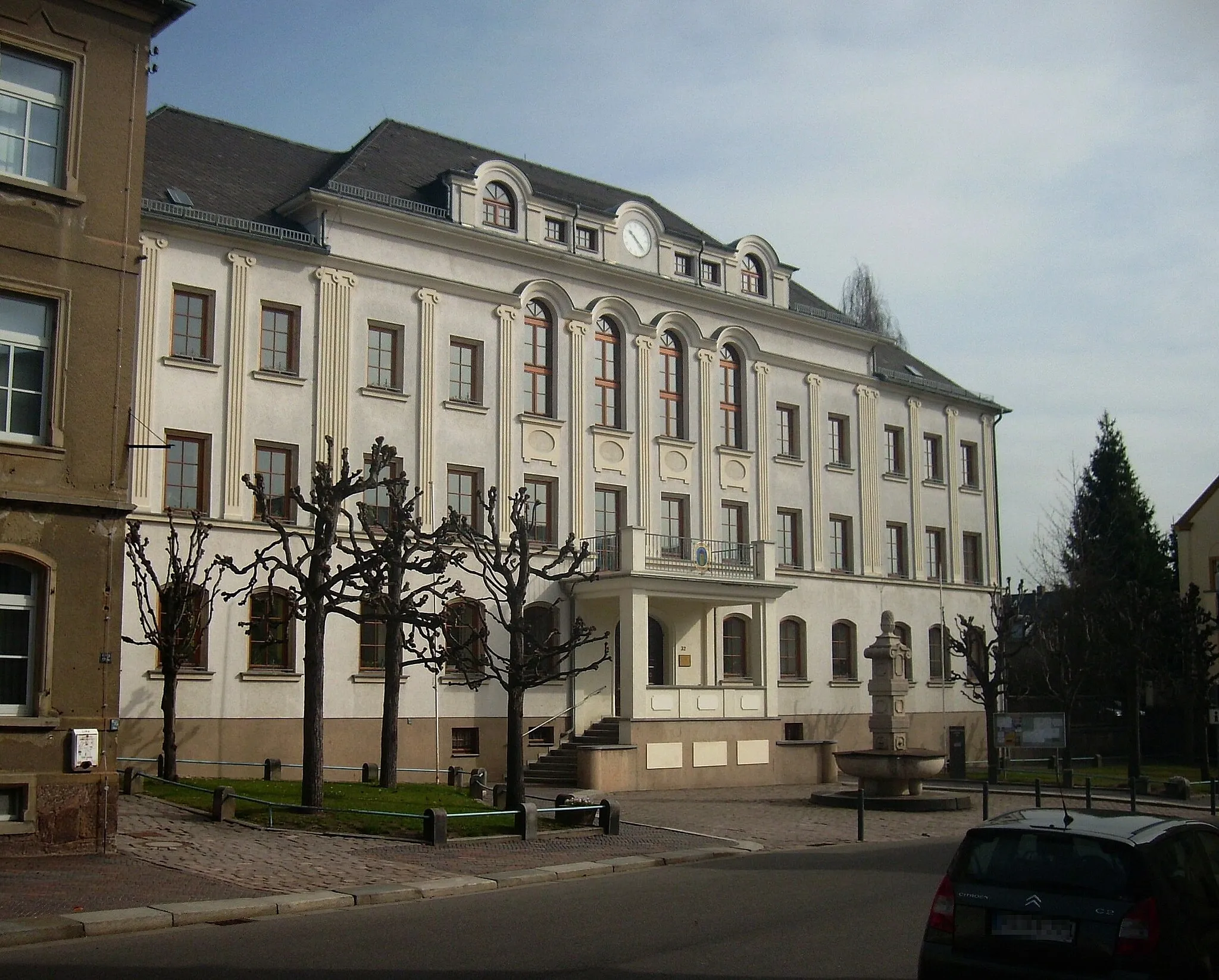 Photo showing: Town hall in Hartha (Mittelsachsen district, Saxony)