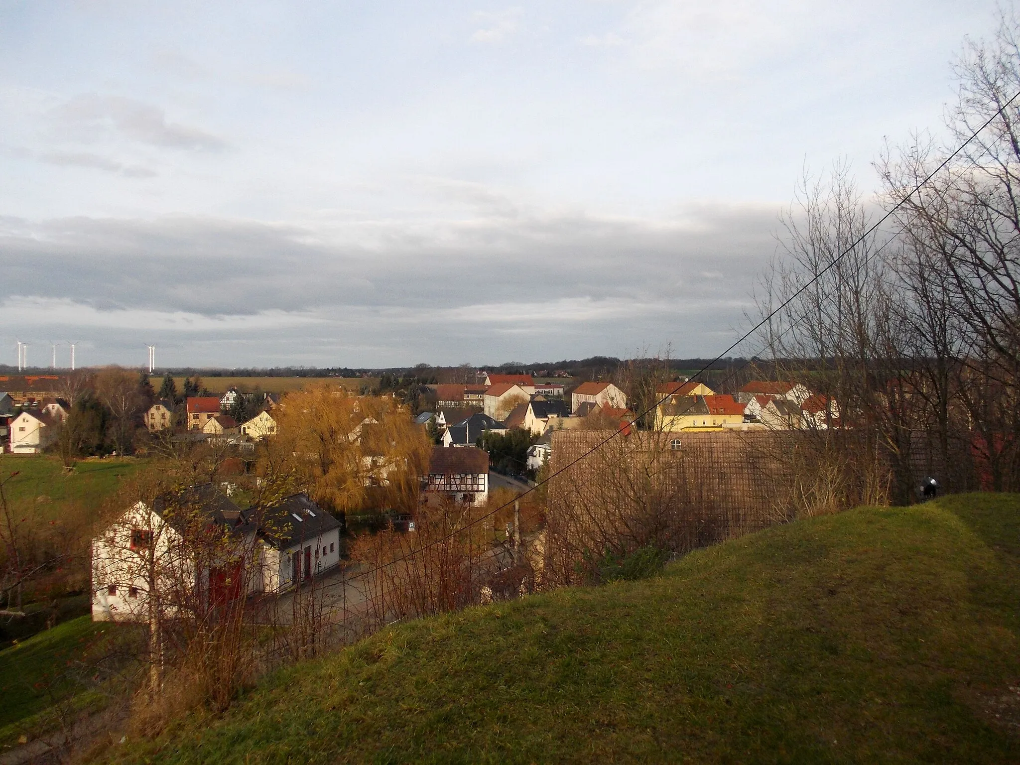 Photo showing: View of the village of Gerstenberg from church hill (Altenburger Land district, Thuringia)