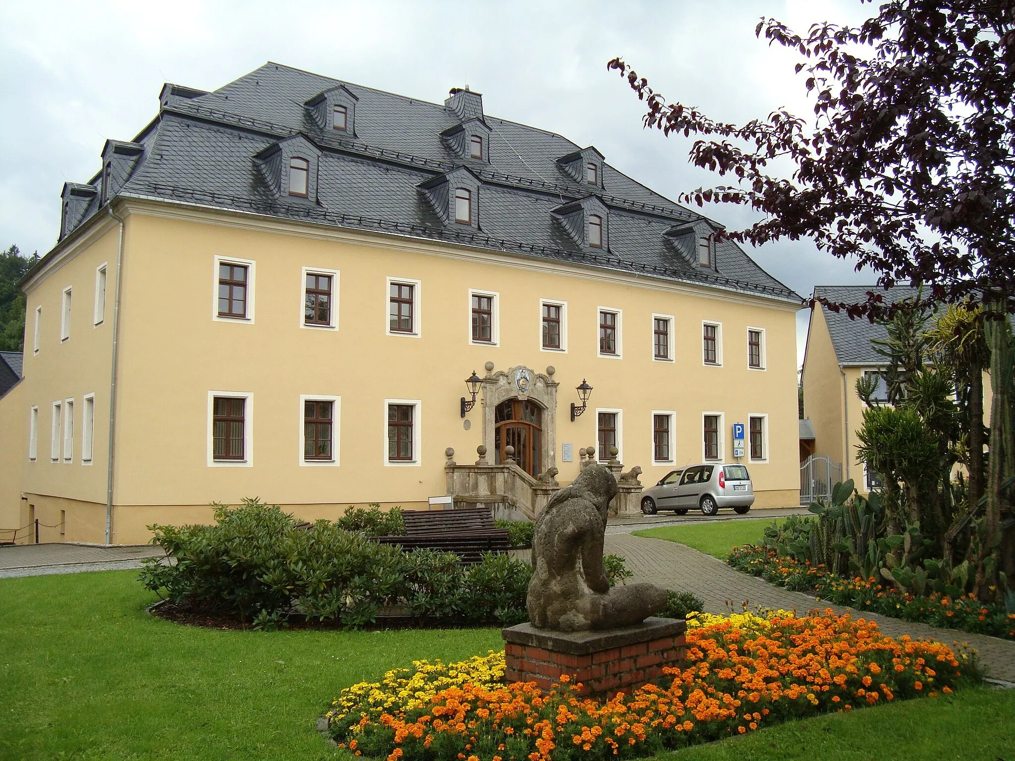 Photo showing: Rathaus (ehemaliges Rittergut) in Thum