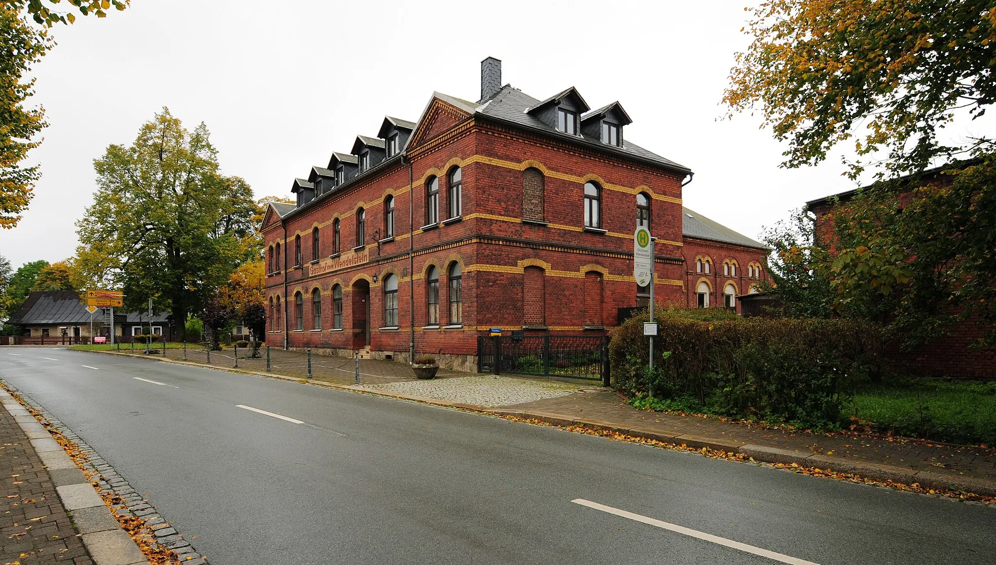Photo showing: Grünbach: Gebäude des ehemaligen Gasthof zum Wendelstein (Vogtlandkreis, Freistaat Sachsen, Deutschland)