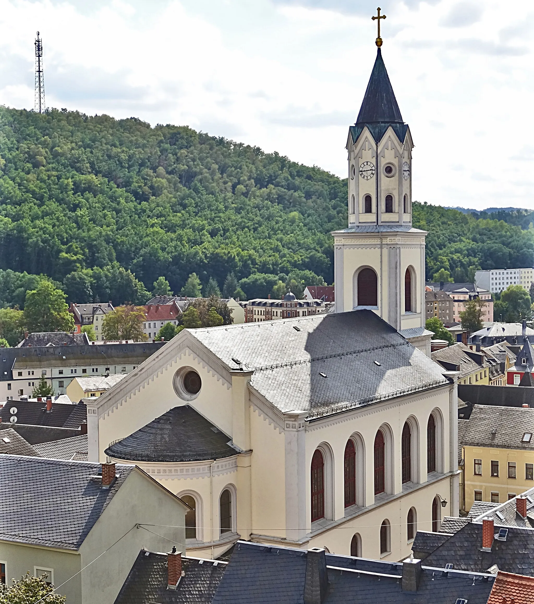 Photo showing: Laurentiuskirche (Elsterberg) von der Burgruine Elsterberg gesehen