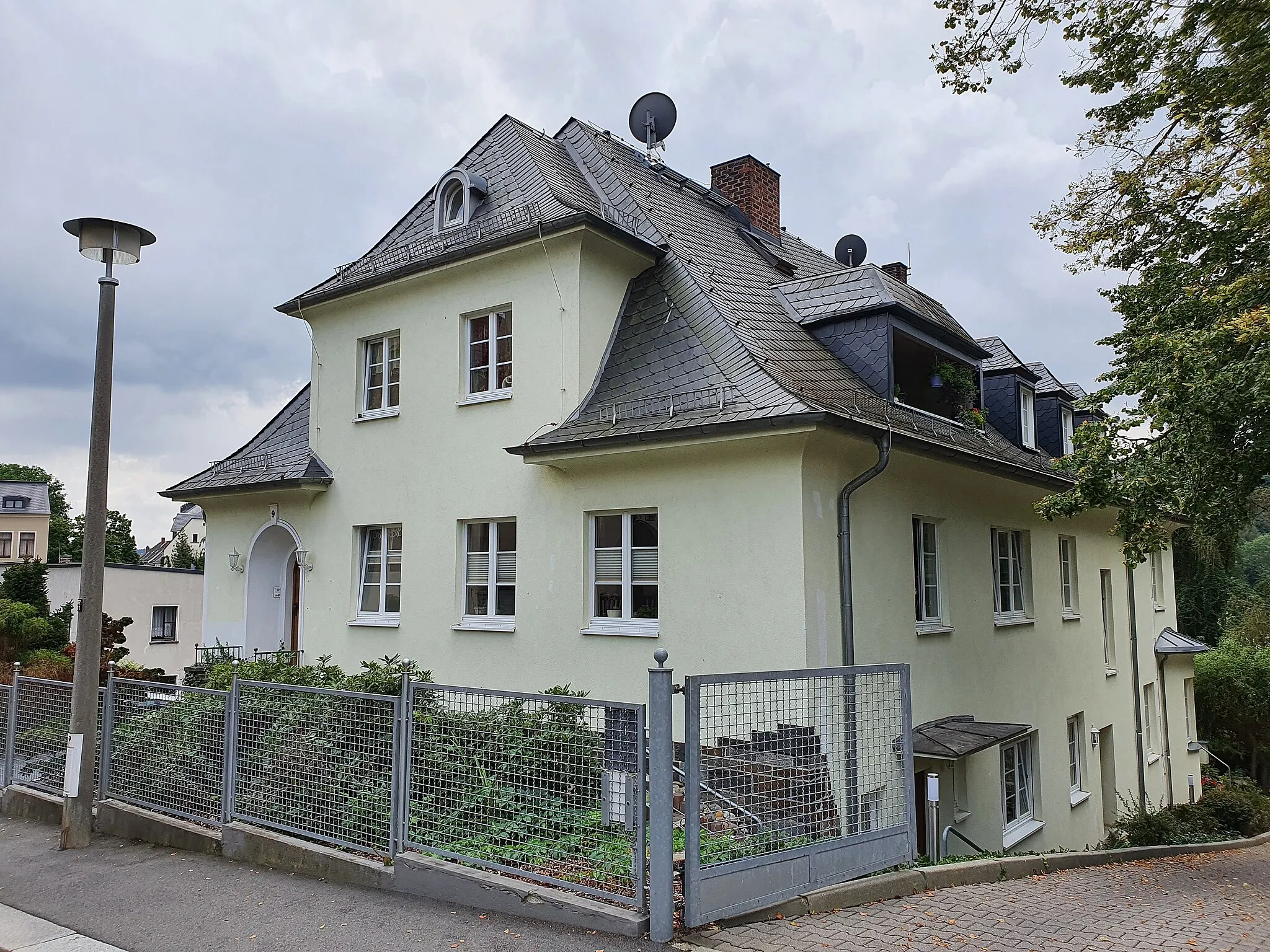 Photo showing: Villa mit Garten Marienstraße 9