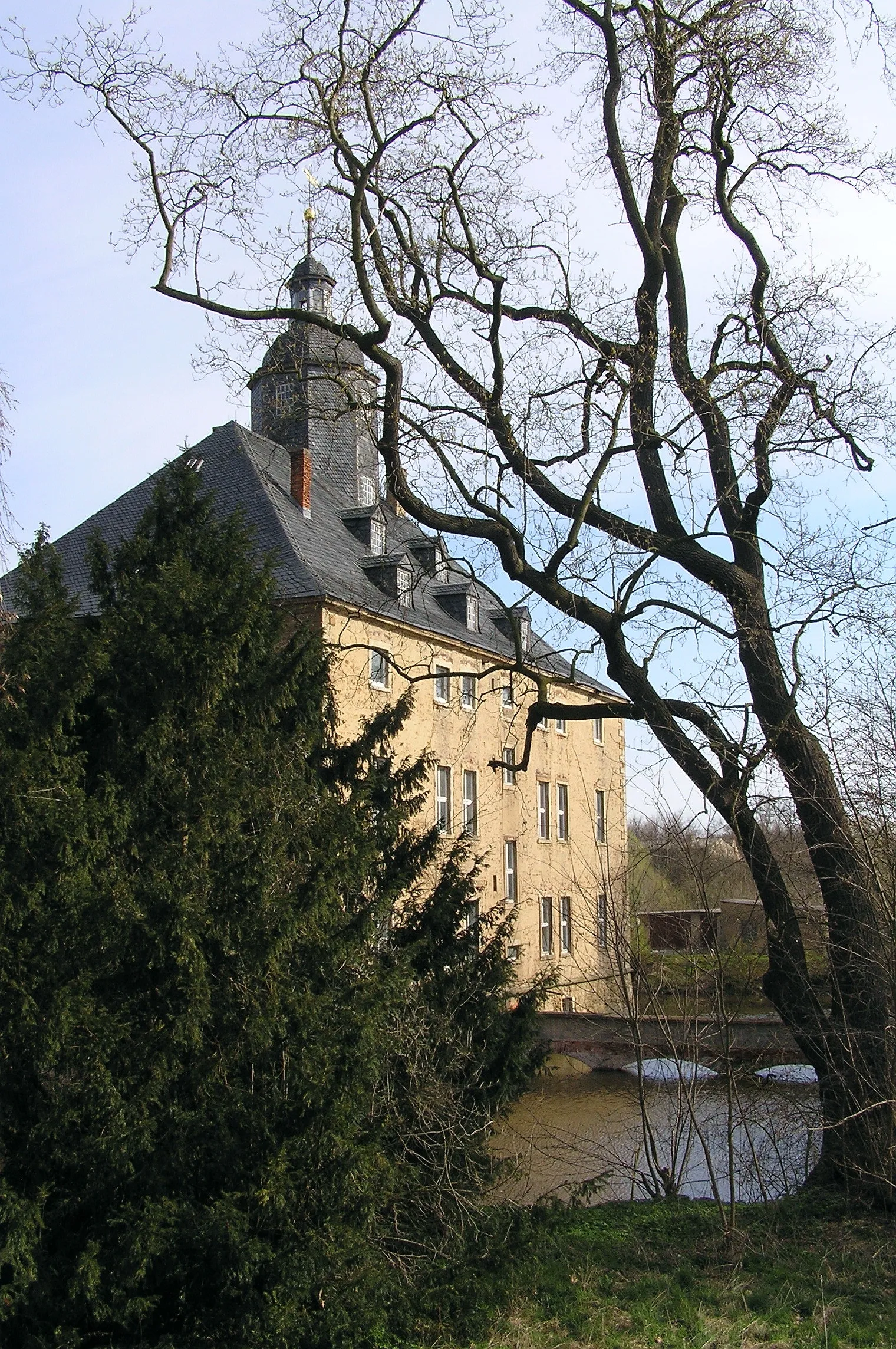 Photo showing: Wasserschloss zu Dobitschen