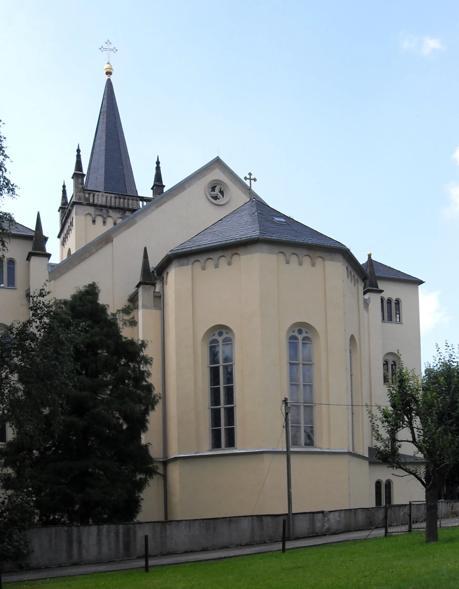 Photo showing: Nordostseite der Kirche in Eppendorf, Landkreis Mittelsachsen