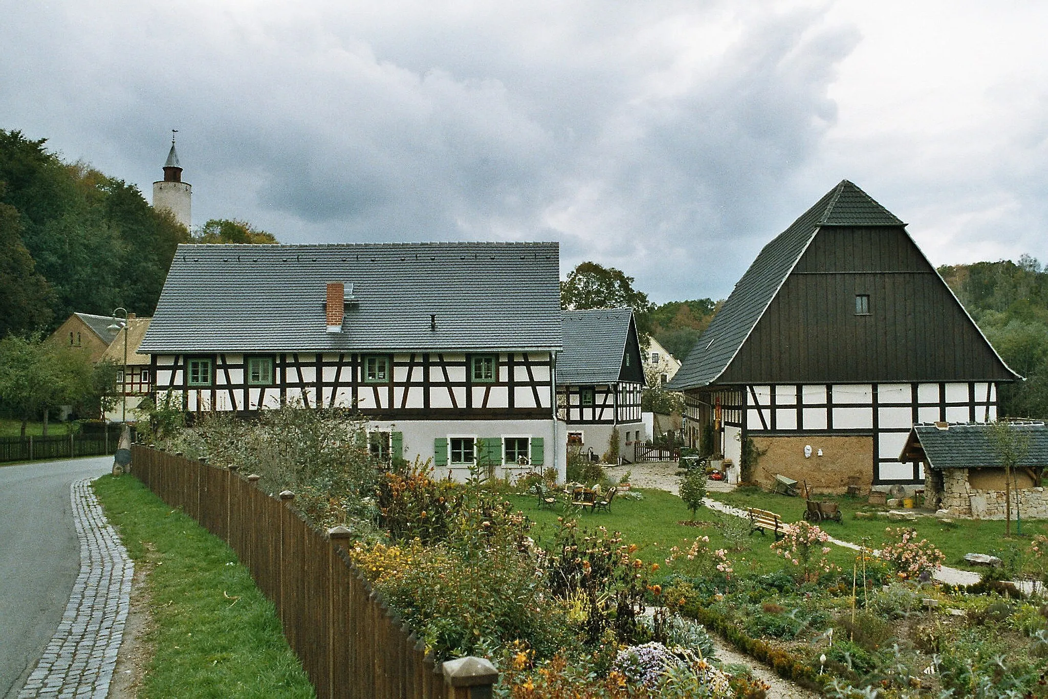 Photo showing: Posterstein (Thuringia), art and herb yard