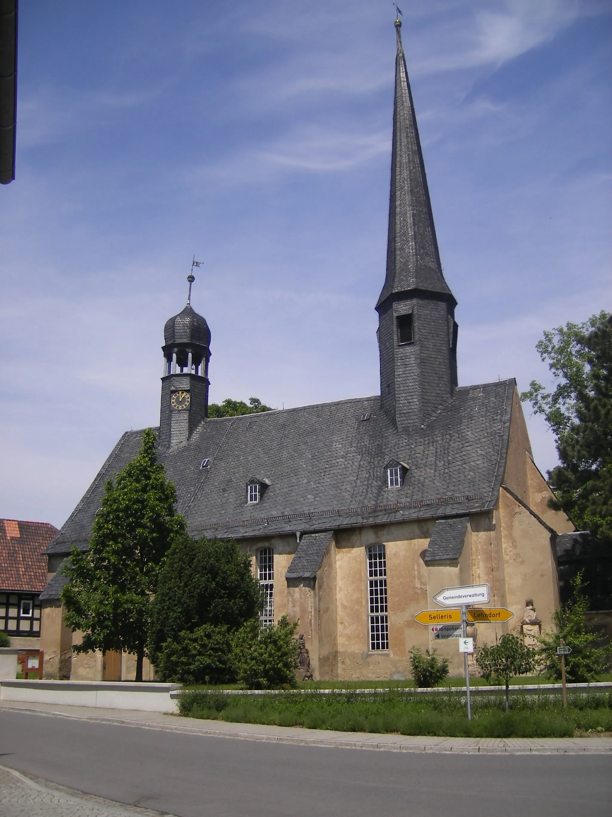 Photo showing: The church in Saara/Thuringia in Germany