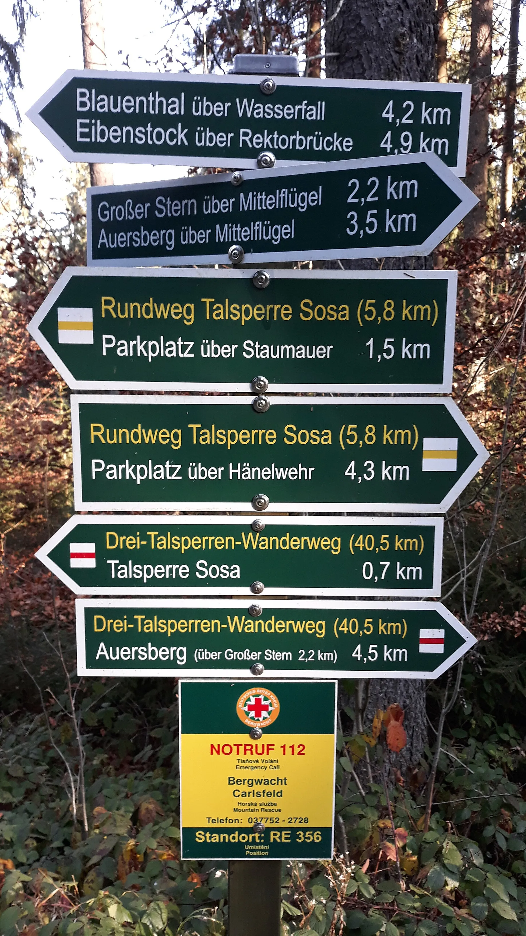 Photo showing: Guidepost at Seitenflügel (Blauenthal über Wasserfall 4,2 km)