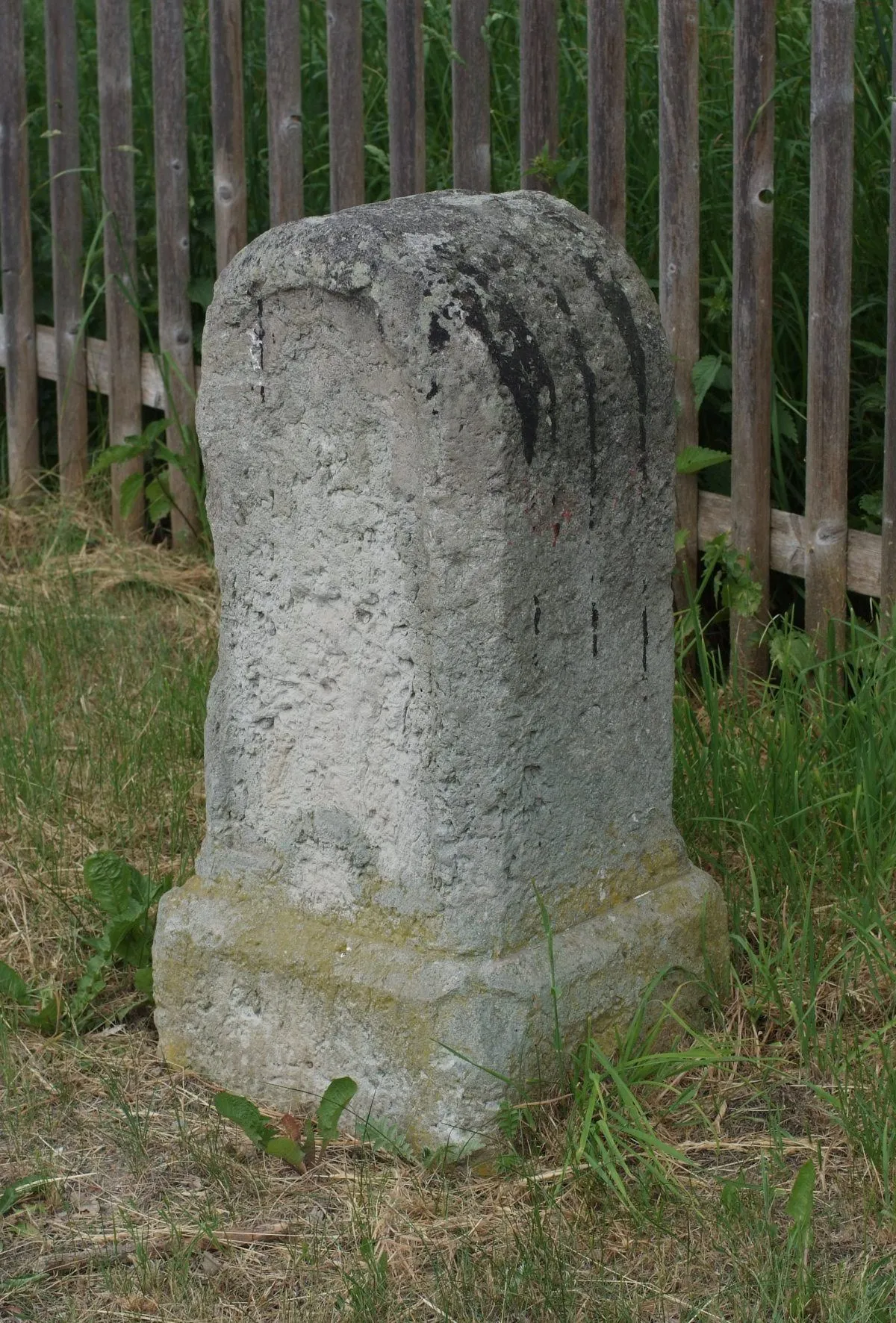 Photo showing: Kgl.-sächs. Meilenstein in Dolsenhain