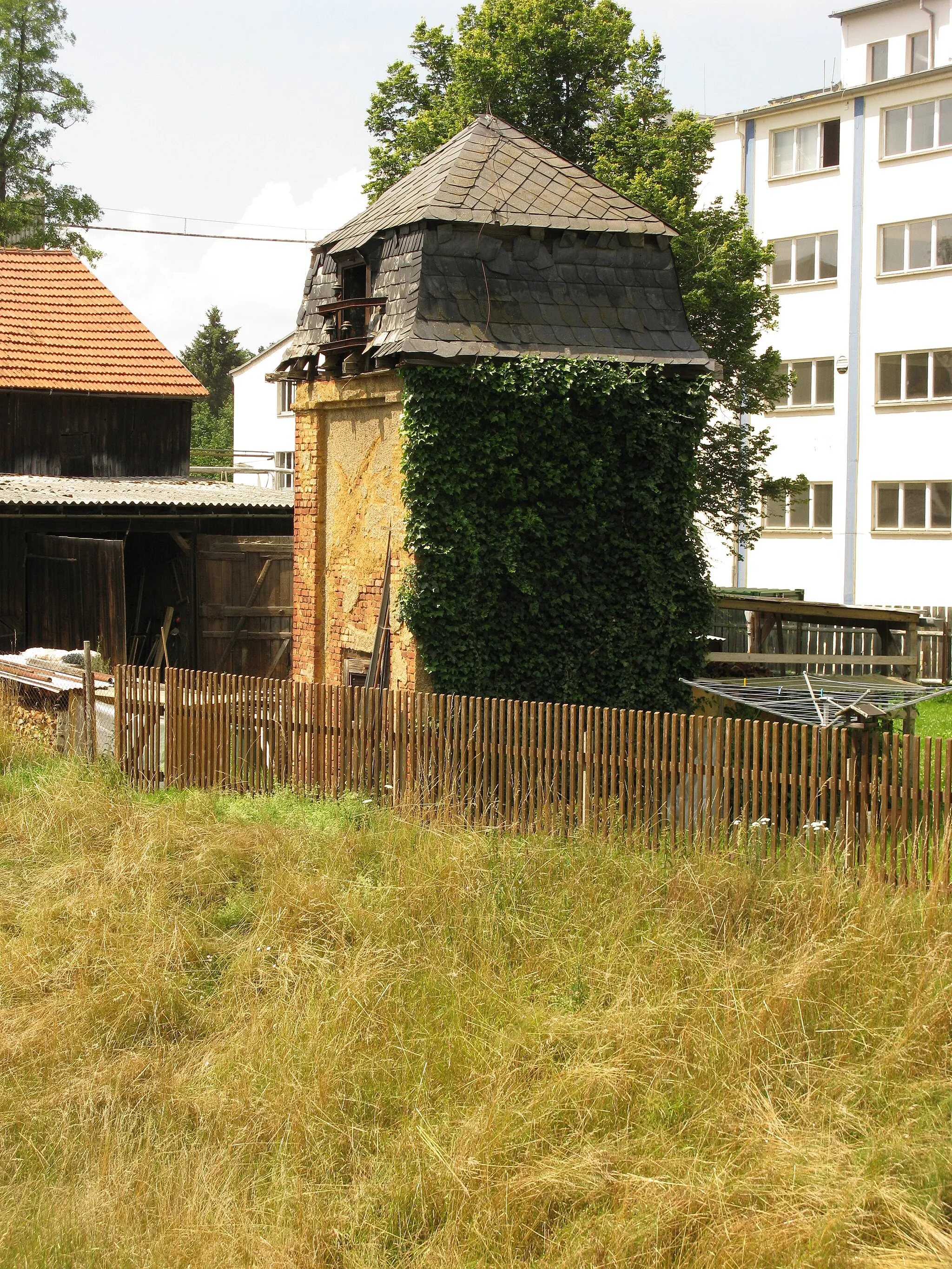 Photo showing: Plauen-Straßberg, denkmalgeschütztes Trafohäuschen in der Hauptstraße (Hauptstraße 22).