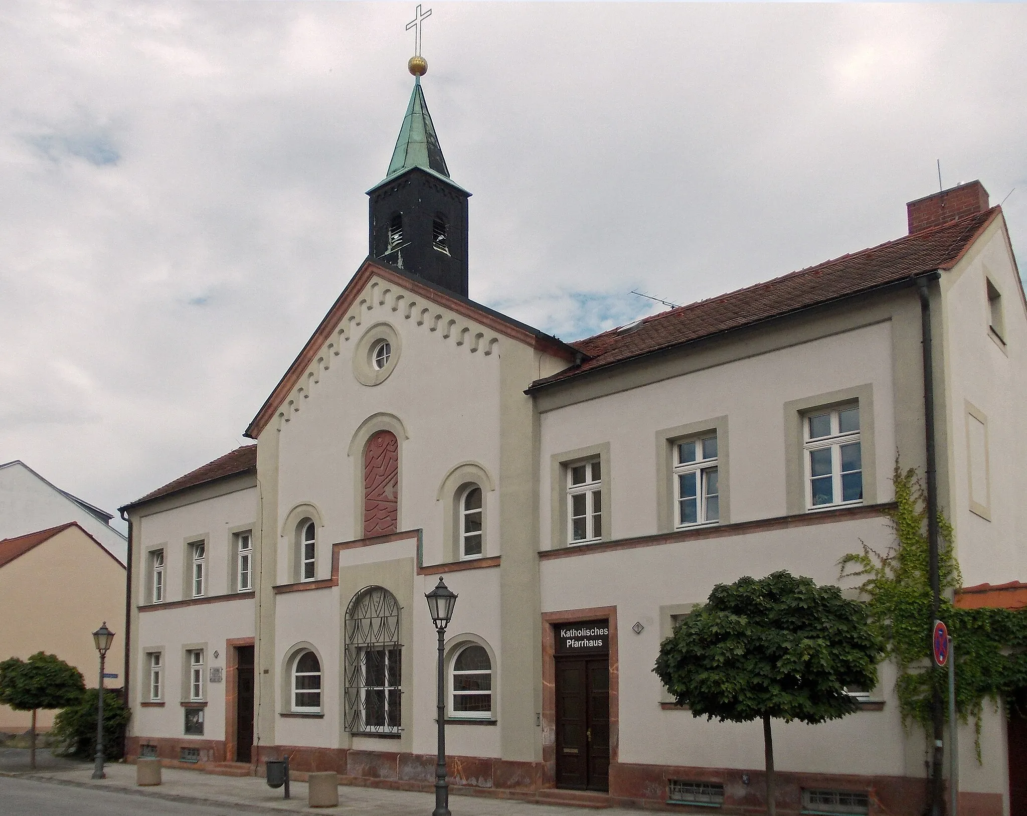 Photo showing: Roman Catholic Holy Trinity Church in Grimma 8Leipzig district, Saxony)