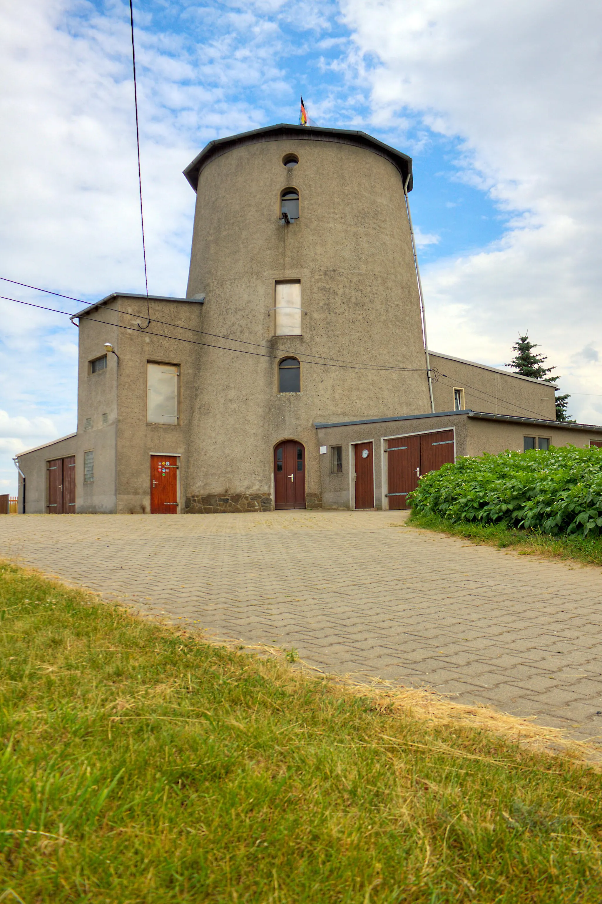 Photo showing: Turmholländermühle, Windmühlenweg in Colditz OT Schönbach