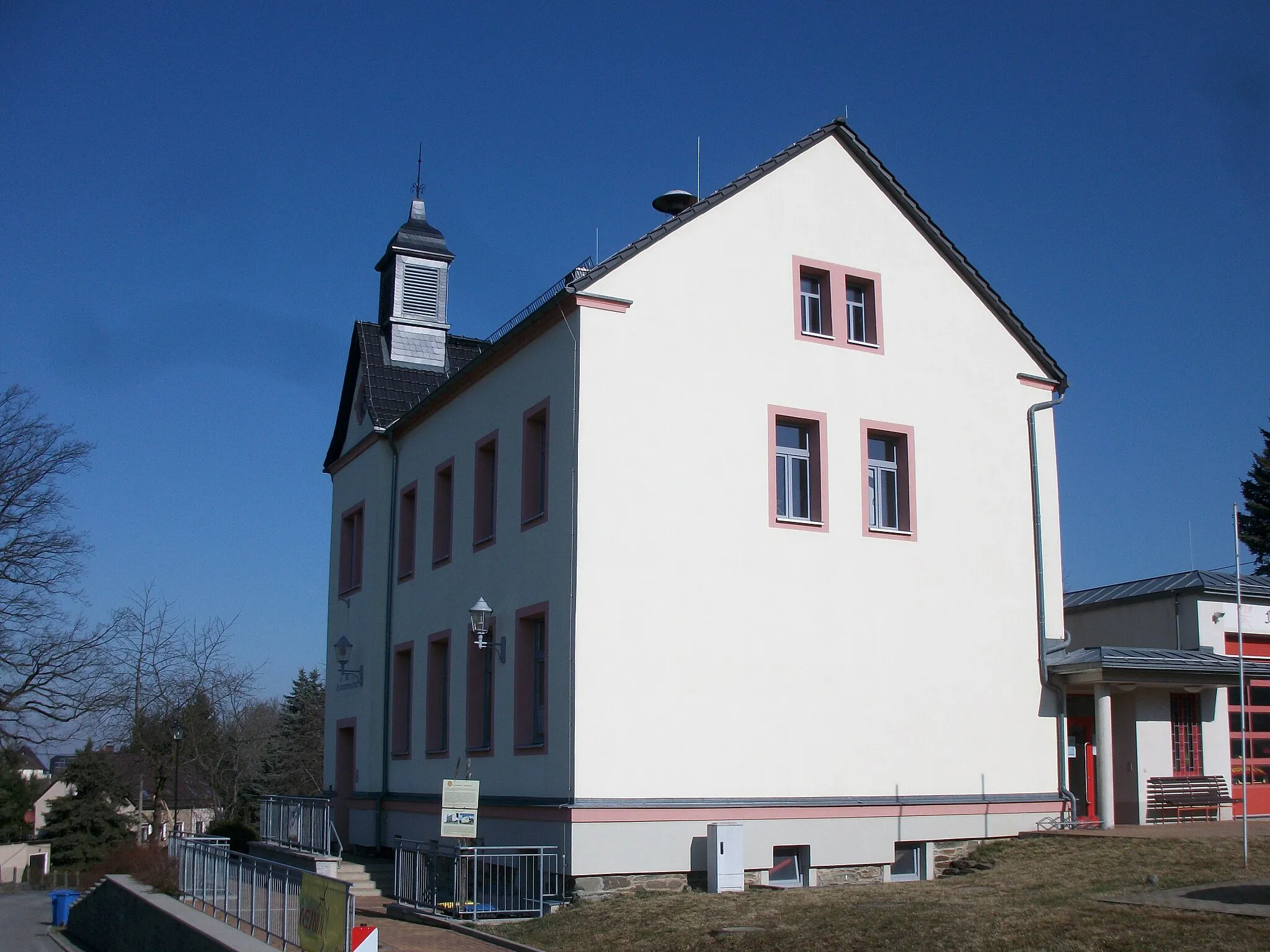 Photo showing: Glockenturmschule Schönerstadt (Dorfgemeinschaftshaus)