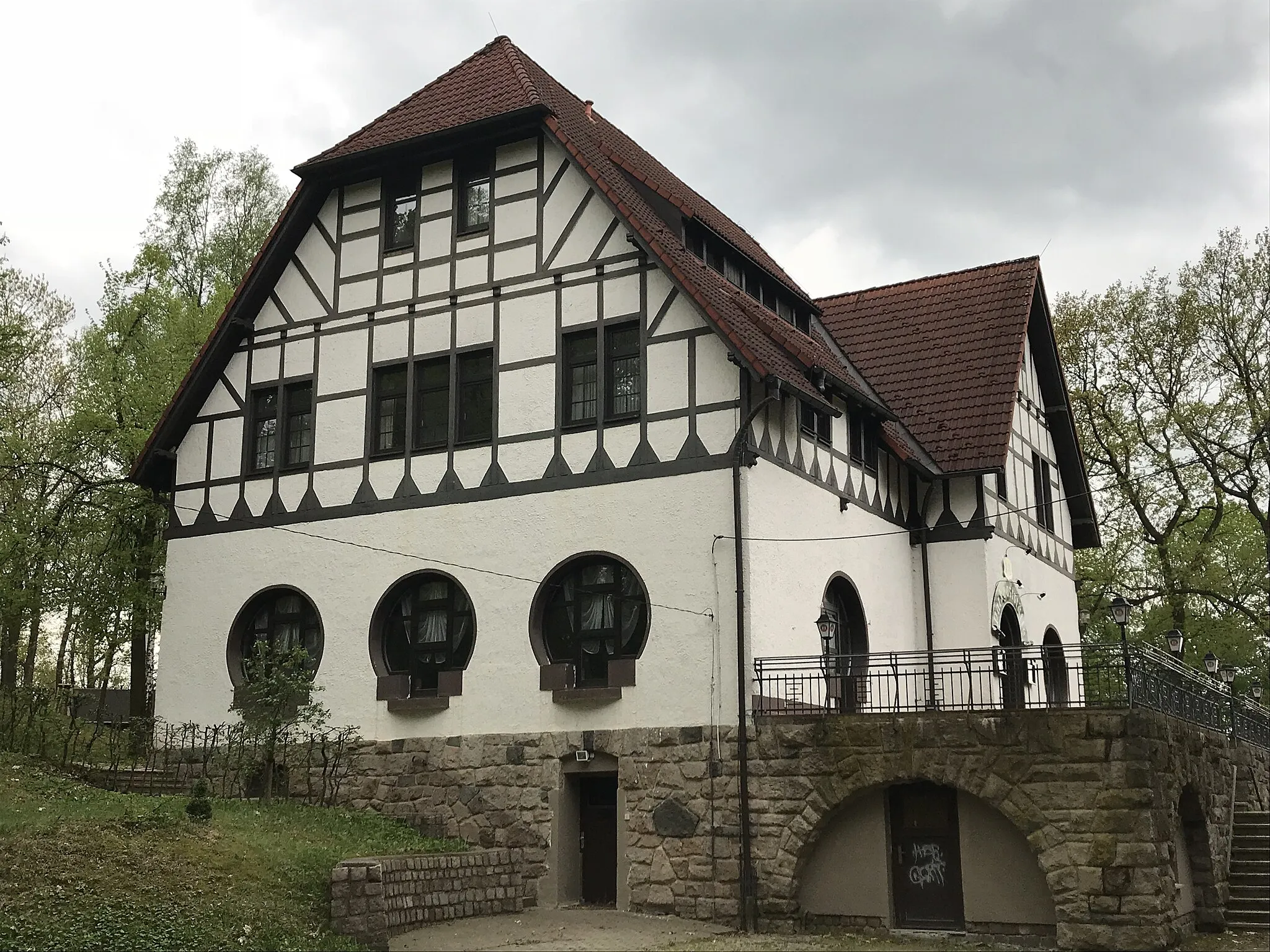 Photo showing: Gaststätte und Hotel im Stadtpark