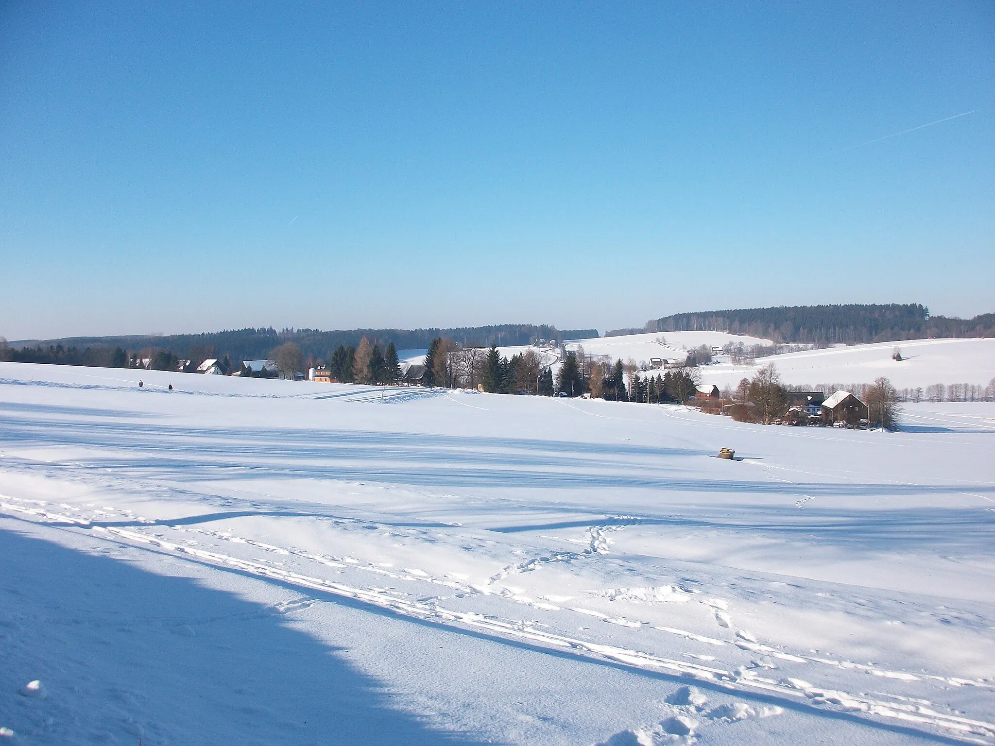Photo showing: Hutha (vorn) und Neusorge (hinten) im Winter