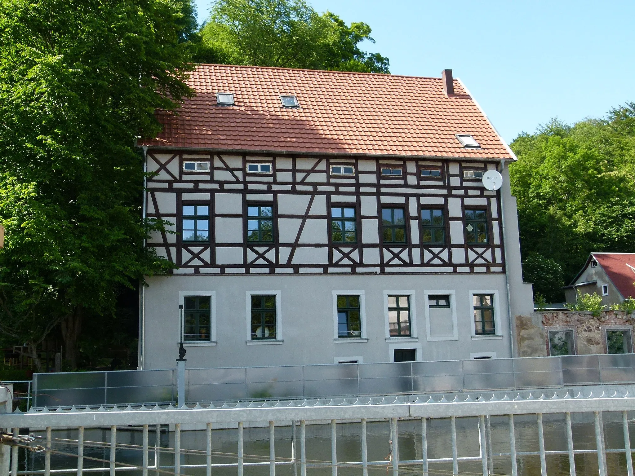 Photo showing: Denkmalgeschütztes Haus, Alte Mühle 5, Braunsdorf, Niederwiesa, Sachsen