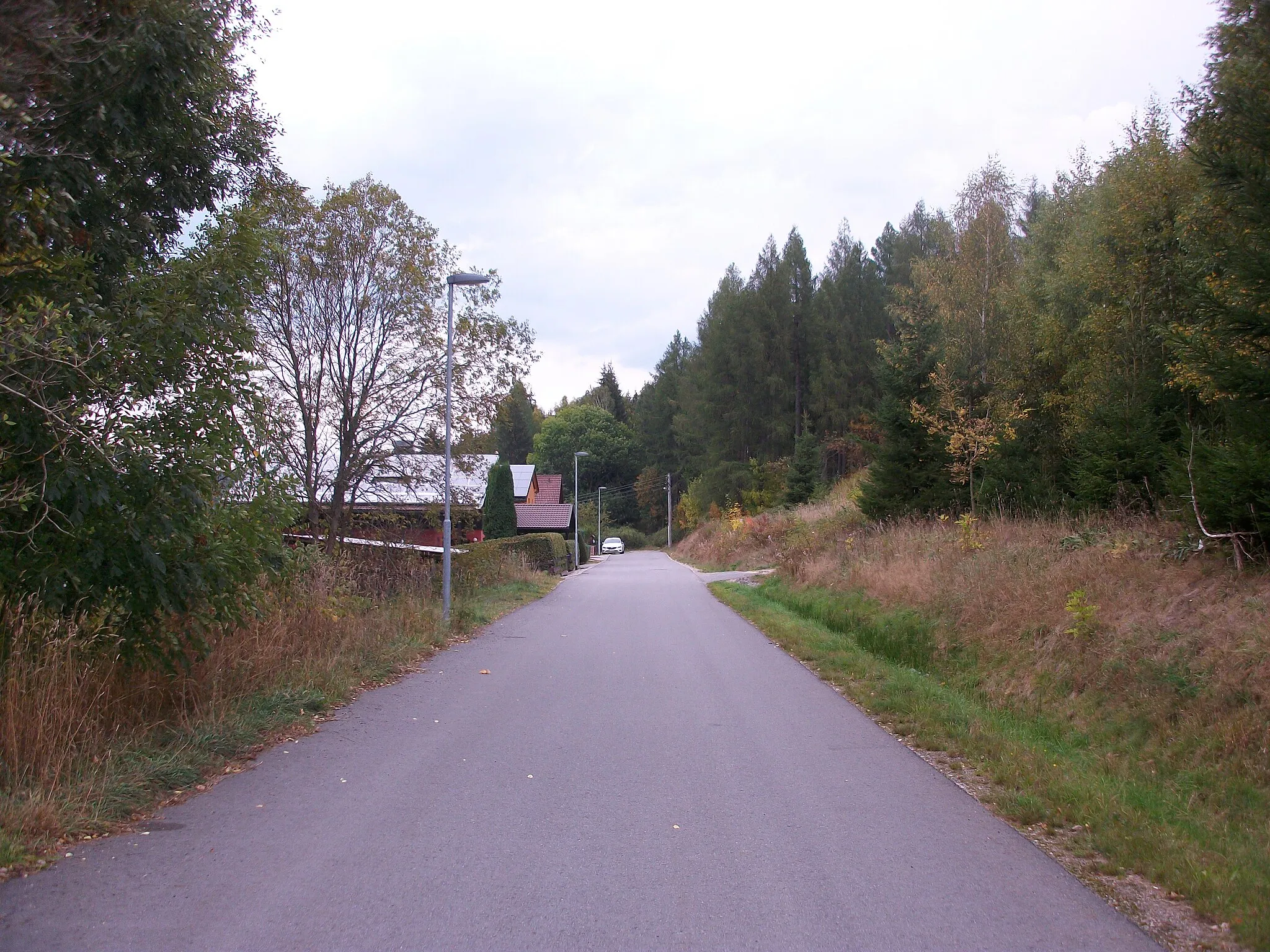 Photo showing: Pachthaus, besiedelter und abgesiedelter Bereich in der Nestlerstraße