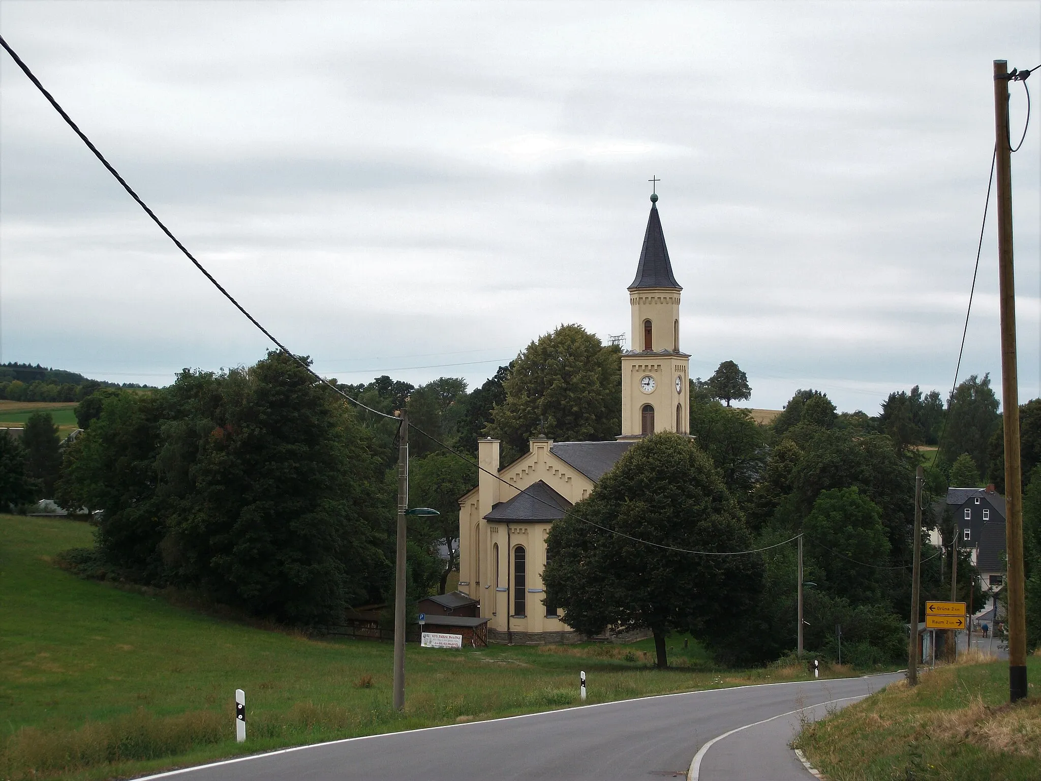 Photo showing: Kirche Beutha