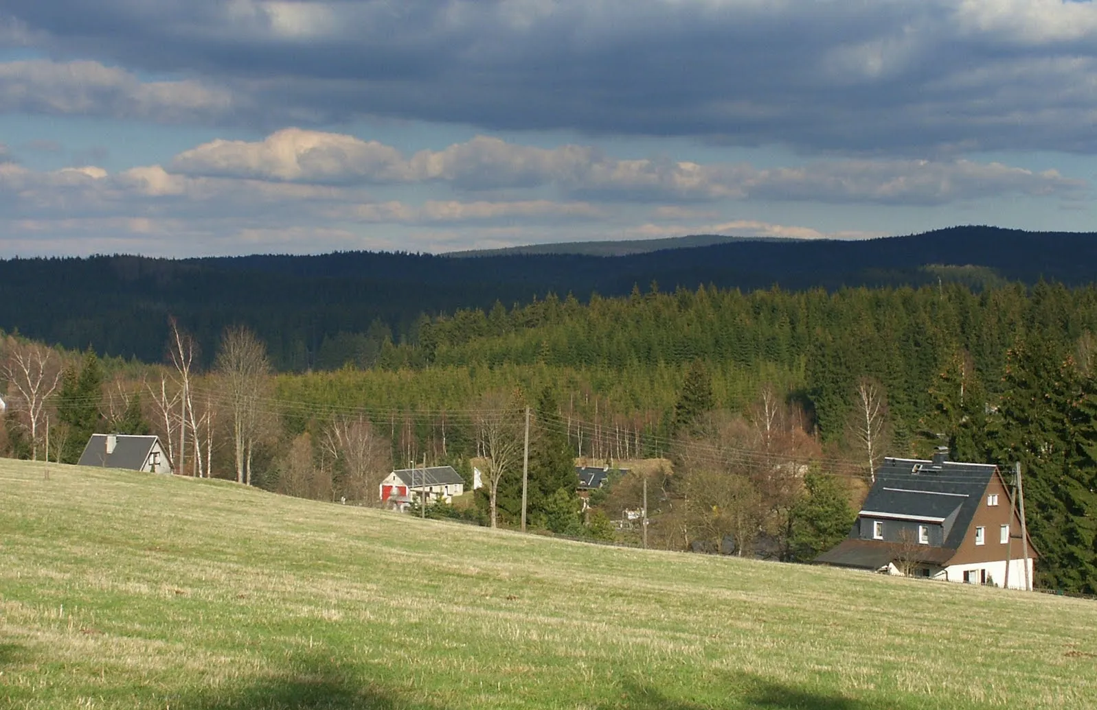 Photo showing: Blick vom Osthang des Thierbergs auf Jägersgrün