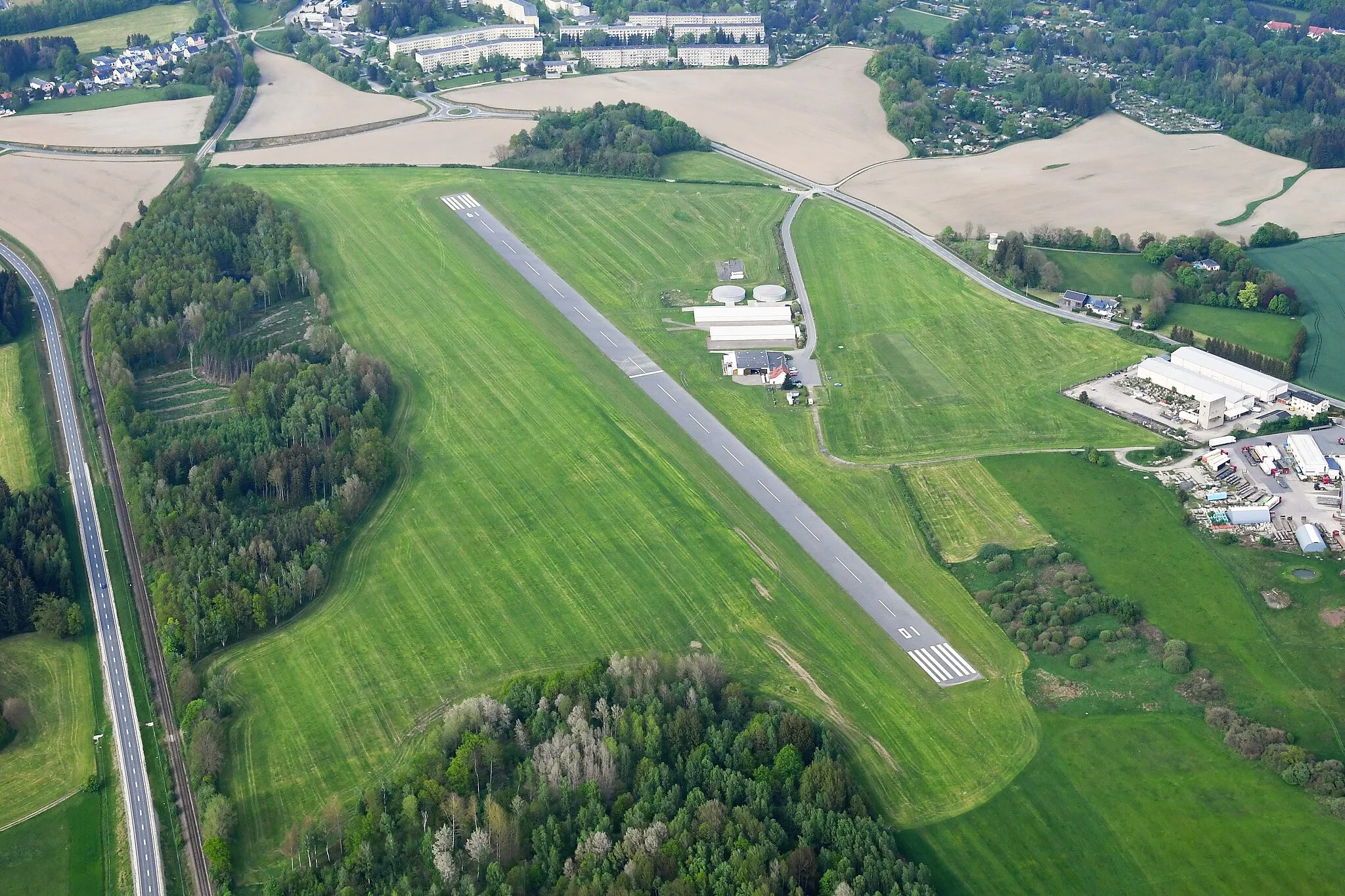 Photo showing: Aerial image of the Auerbach airfield