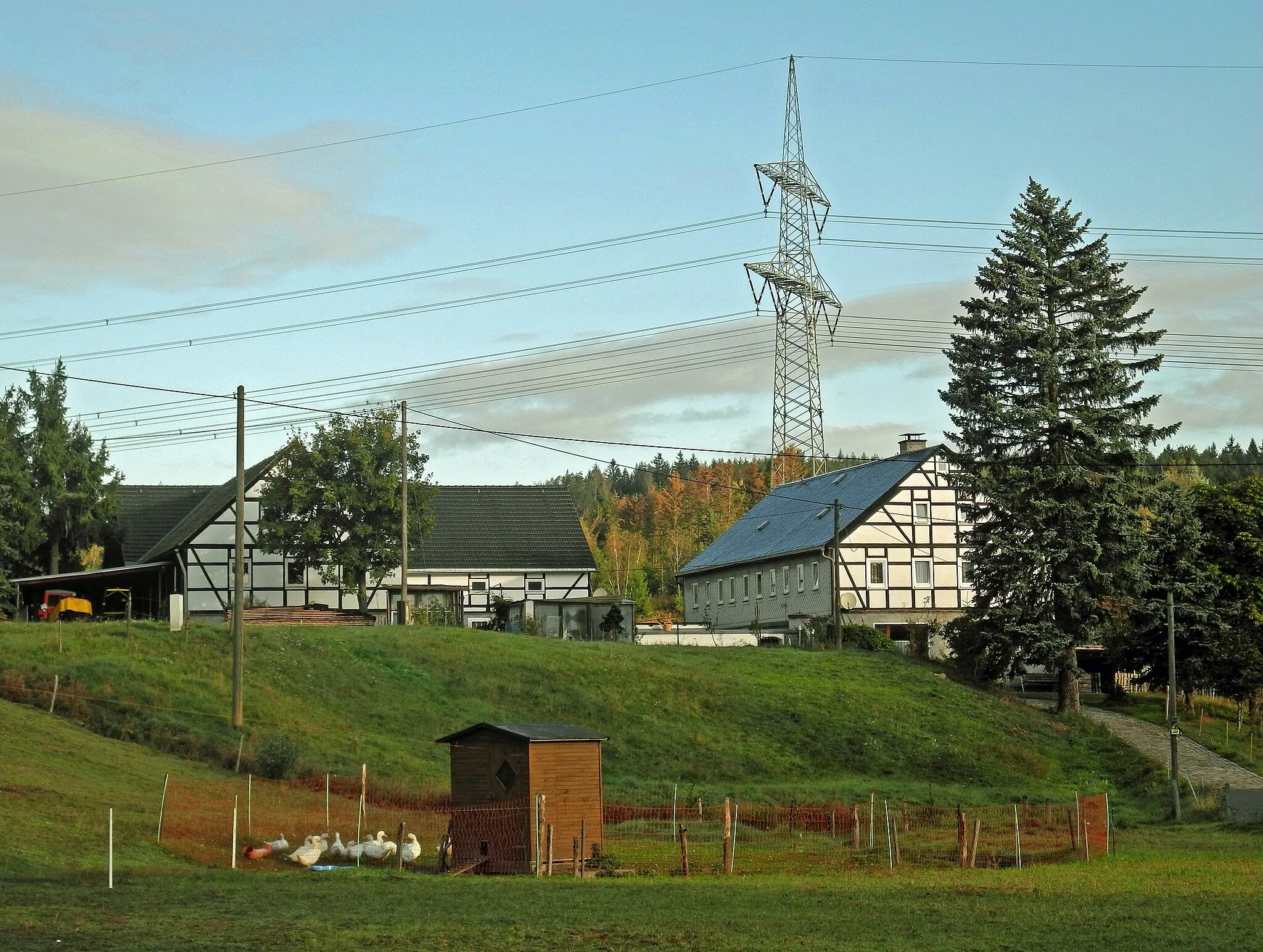 Photo showing: Wohnstallhaus in Colmnitz, Tännichtweg 27