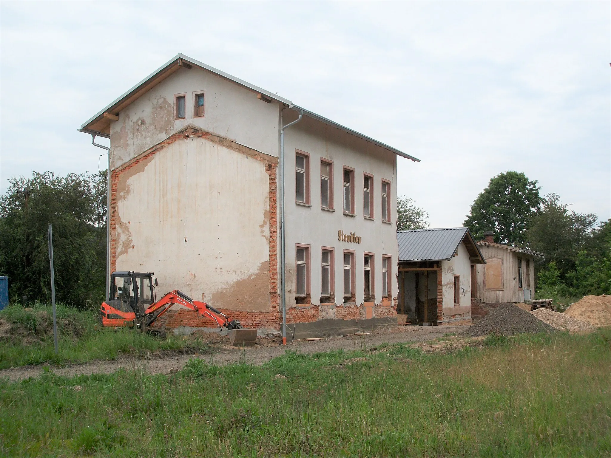 Photo showing: Bahnhof Steudten, Empfangsgebäude (2020)