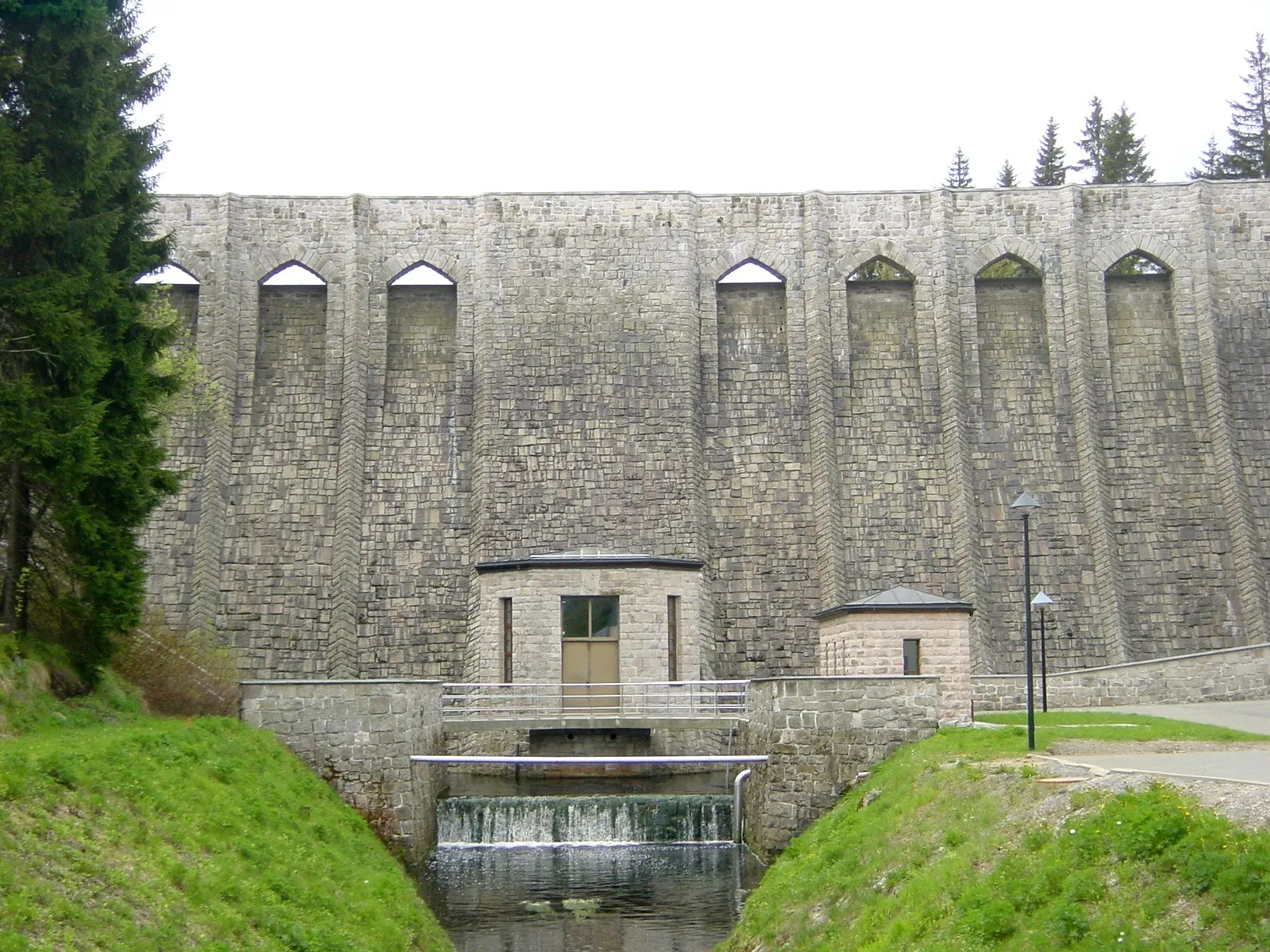 Photo showing: view of Carlsfeld dam in Saxony