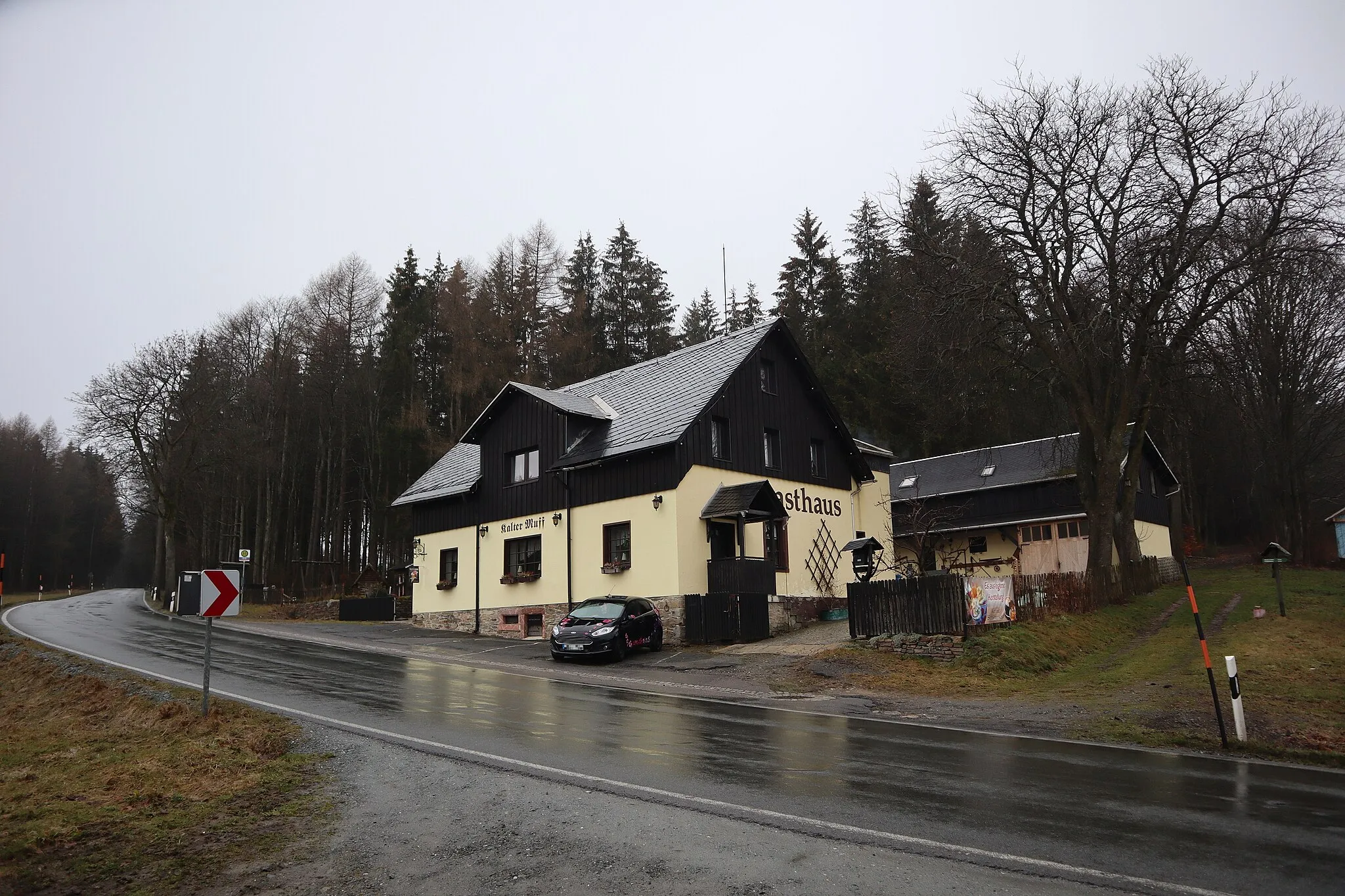 Photo showing: Die Gaststätte "Kalter Muff" in Neundorf, Thermalbad Wiesenbad, Erzgbirge.