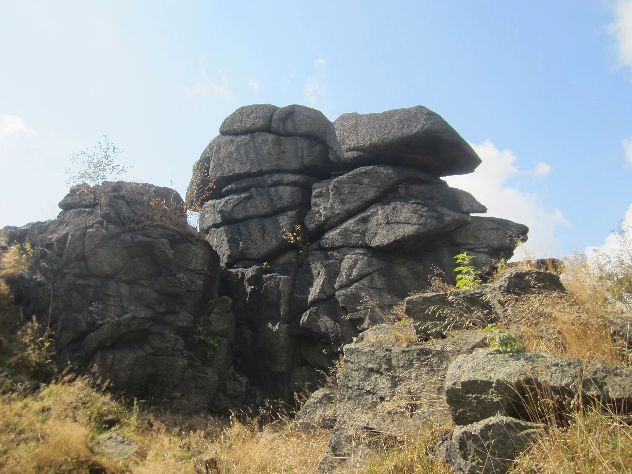 Photo showing: Skály na Jeřabině