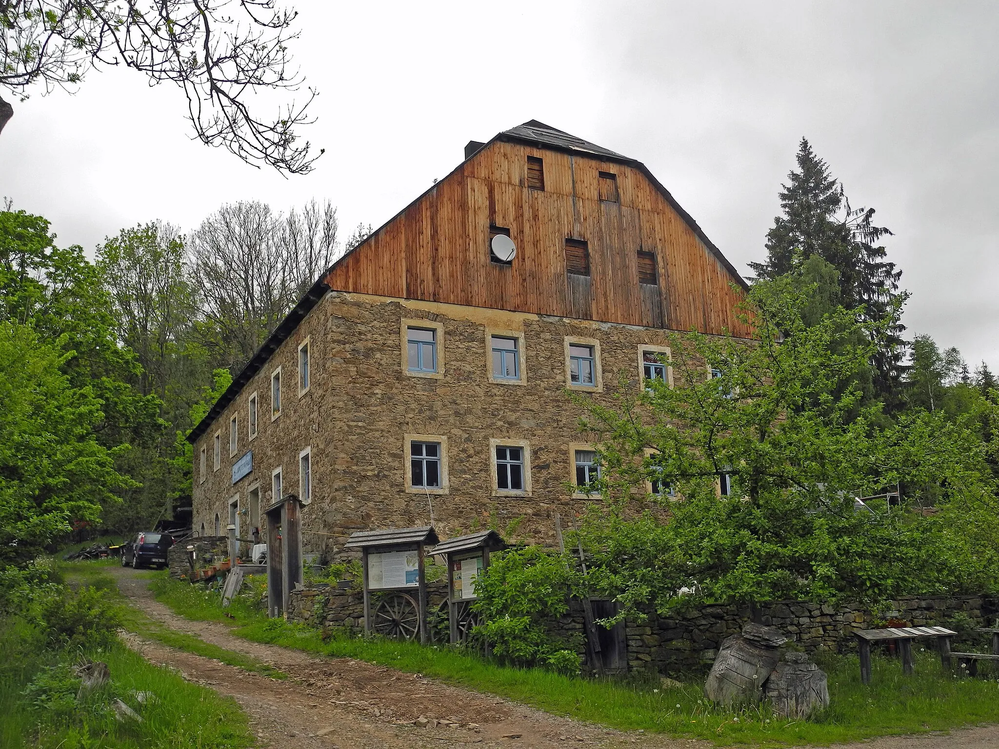 Photo showing: Die Mortelmühle im Mortelgrund bei Sayda